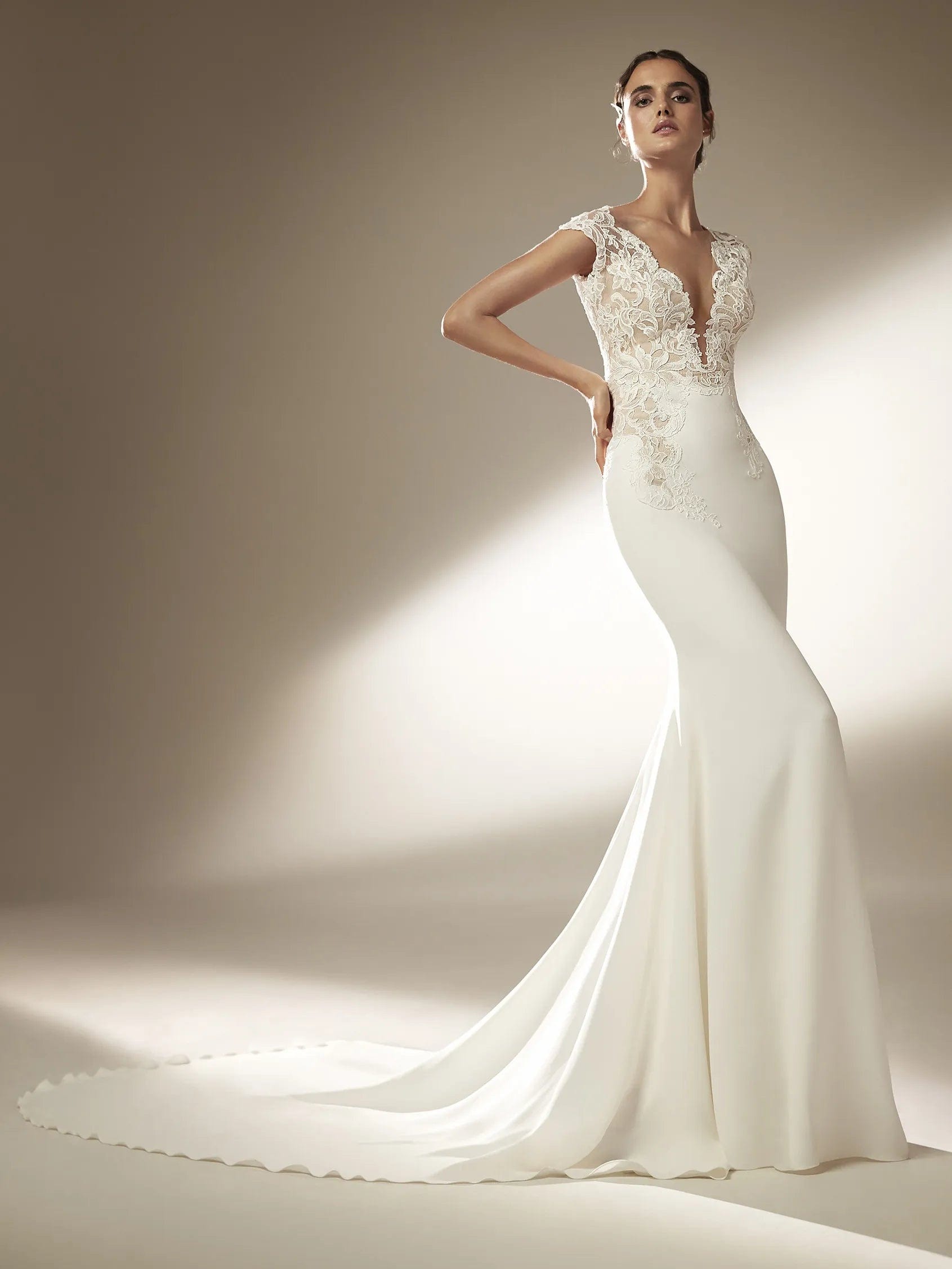 Atelier Pronovias Swanson Wedding Dress - Size 12 | Elegant Bridal Gown for Church Ceremony & Formal Reception