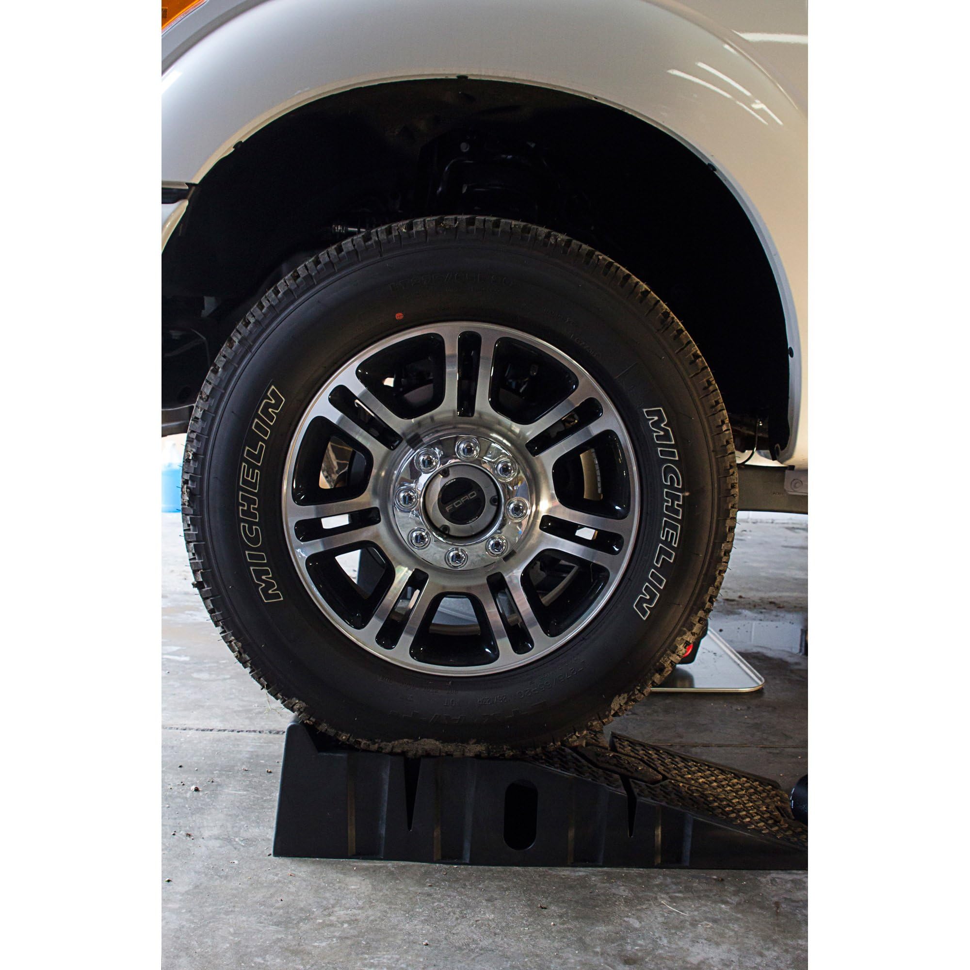 FloTool 11912 RhinoRamps MAX Vehicle Ramps - Heavy Duty 16,000lb Capacity Car Ramps Set of 2 for Truck, SUV & ATV Maintenance - Perfect for Oil Changes, Tire Rotations & DIY Auto Repairs