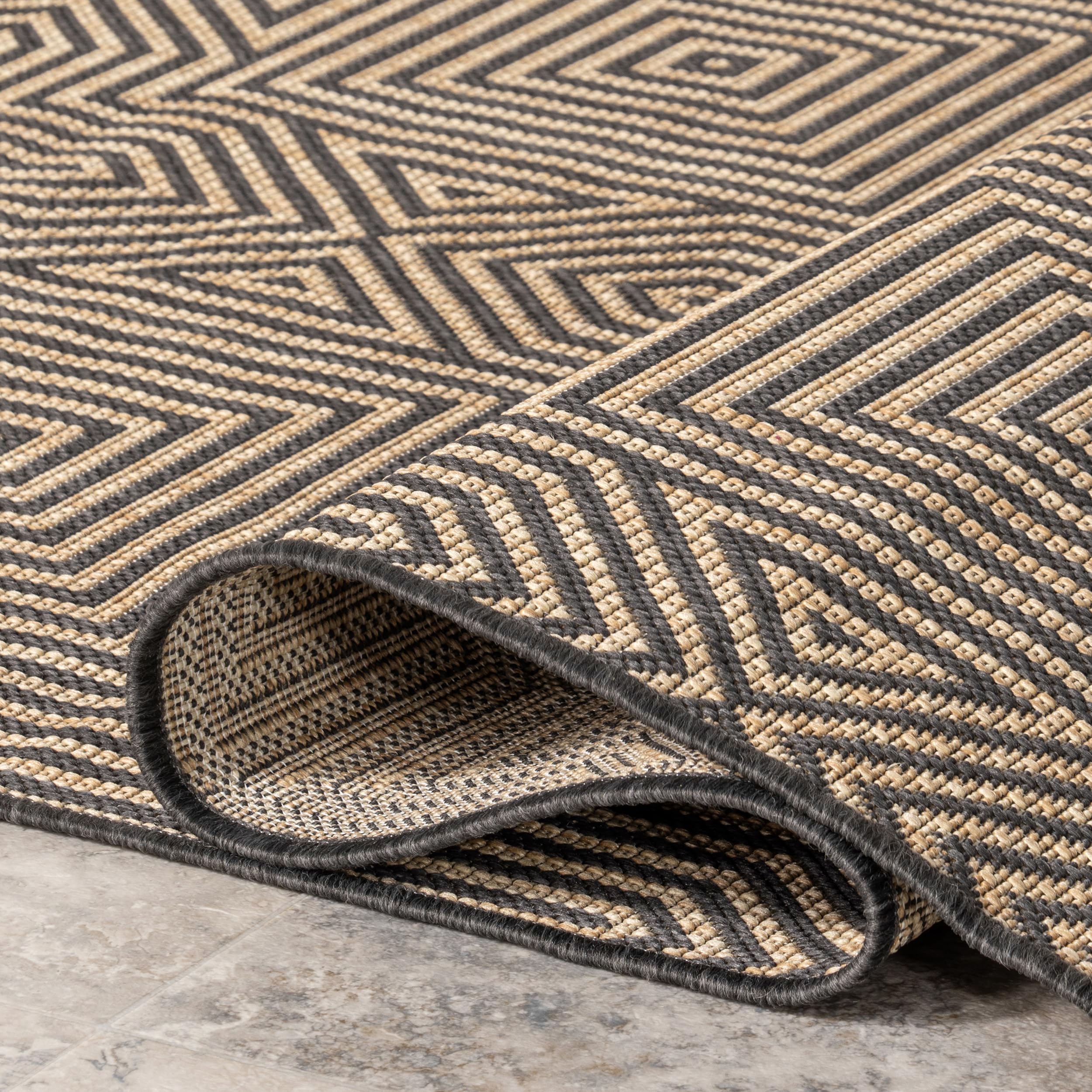 nuLOOM 7' x 9' Outdoor Performance Area Rug - Stain & Weather Resistant, High Traffic Patio & Balcony Rug - Durable Charcoal Gray Rug for Outdoor Living Spaces, Deck, Porch & Garden Use