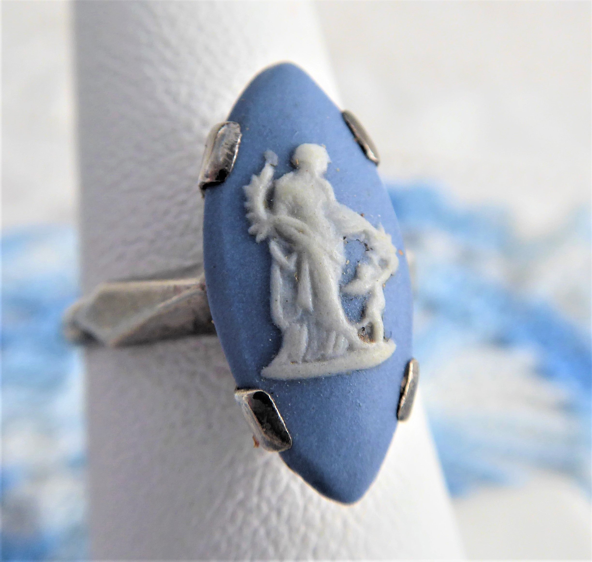 Wedgwood Blue Jasper Ceres Cupid Sterling Silver Ring Boxed - Elegant Jewelry Gift for Women, Vintage 1973 JW London Collection - Perfect for Anniversaries, Engagements & Special Occasions