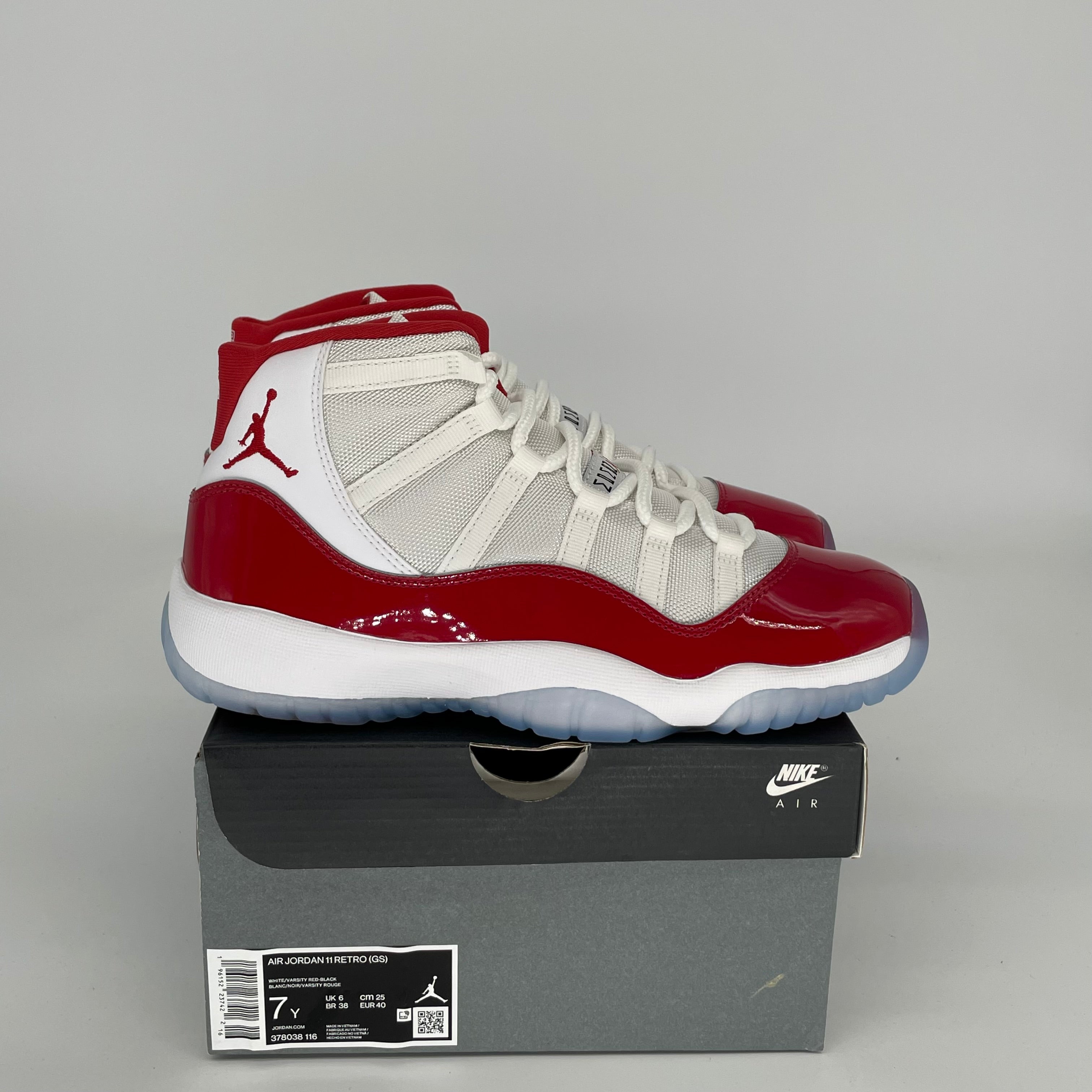 Original Air Jordan 11 Retro 'Cherry' Basketball Shoes - Size 7Y (378038-116) - Perfect for Sneaker Collectors & Court Performance