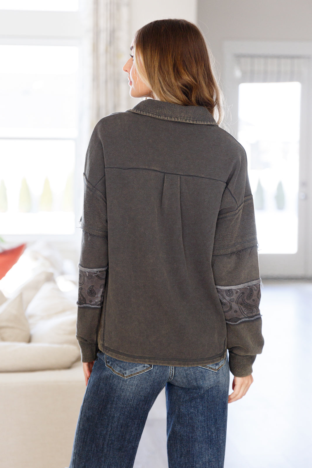Moonstone Mineral Wash Pullover Hoodie - Soft & Stylish Unisex Sweatshirt for Casual Wear & Outdoor Activities