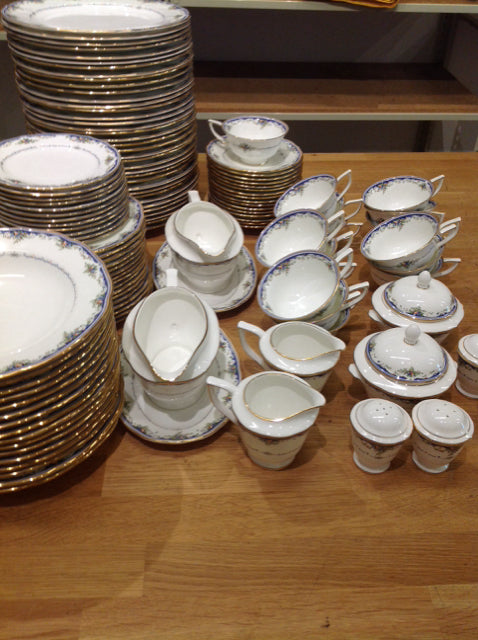 Mikasa Montpellier 125-Piece Dinnerware Set - Elegant Bone China Plates, Bowls, Cups & Saucers for Formal Dining & Entertaining