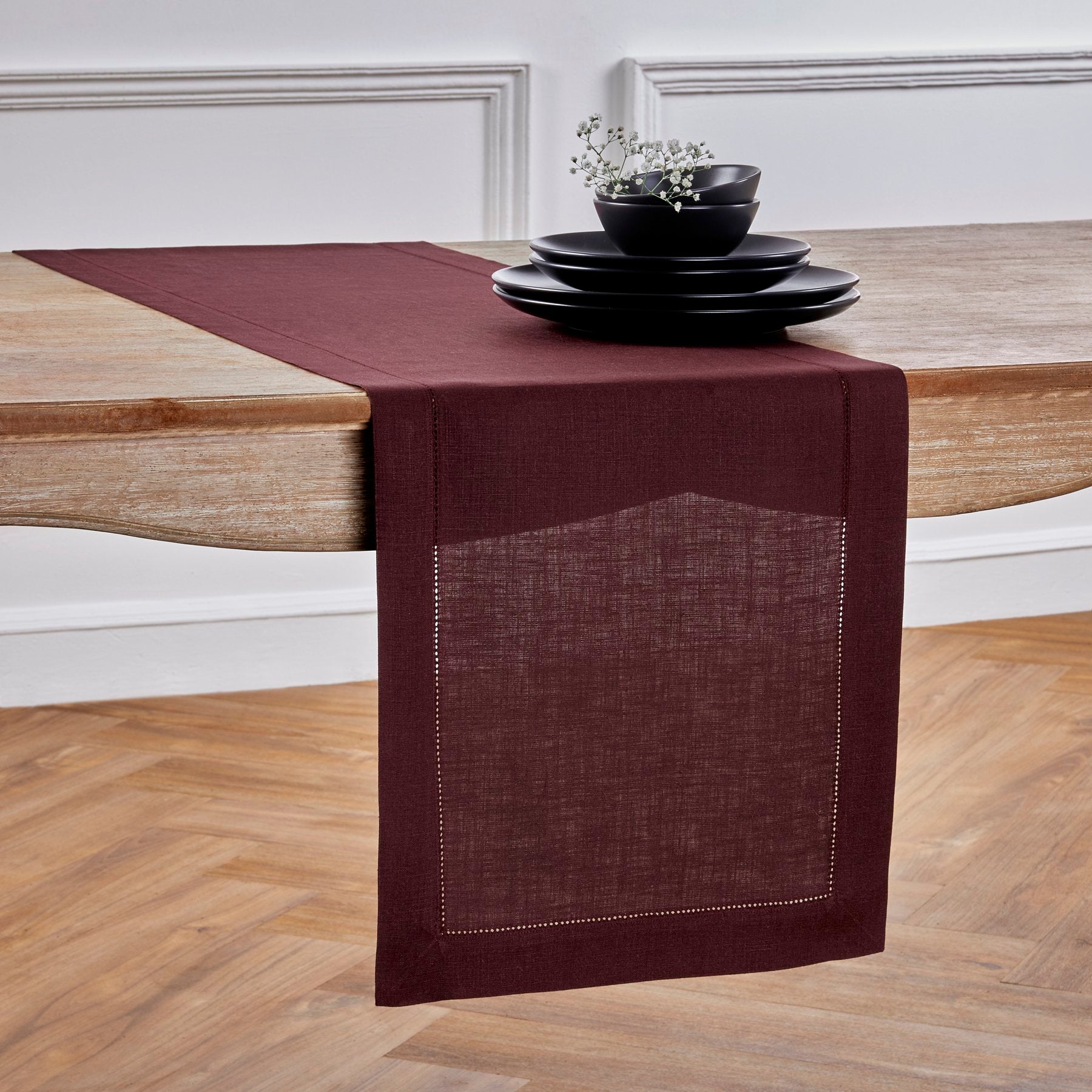 Elegant Classic Hemstitch Table Runner - Premium Linen Dining Table Decor for Weddings, Holidays & Home Decor