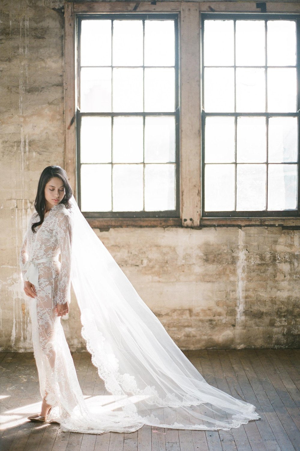 Swan Queen Ivory Lace Robe - Elegant Long Bridal Dressing Gown for Wedding, Honeymoon & Luxury Loungewear