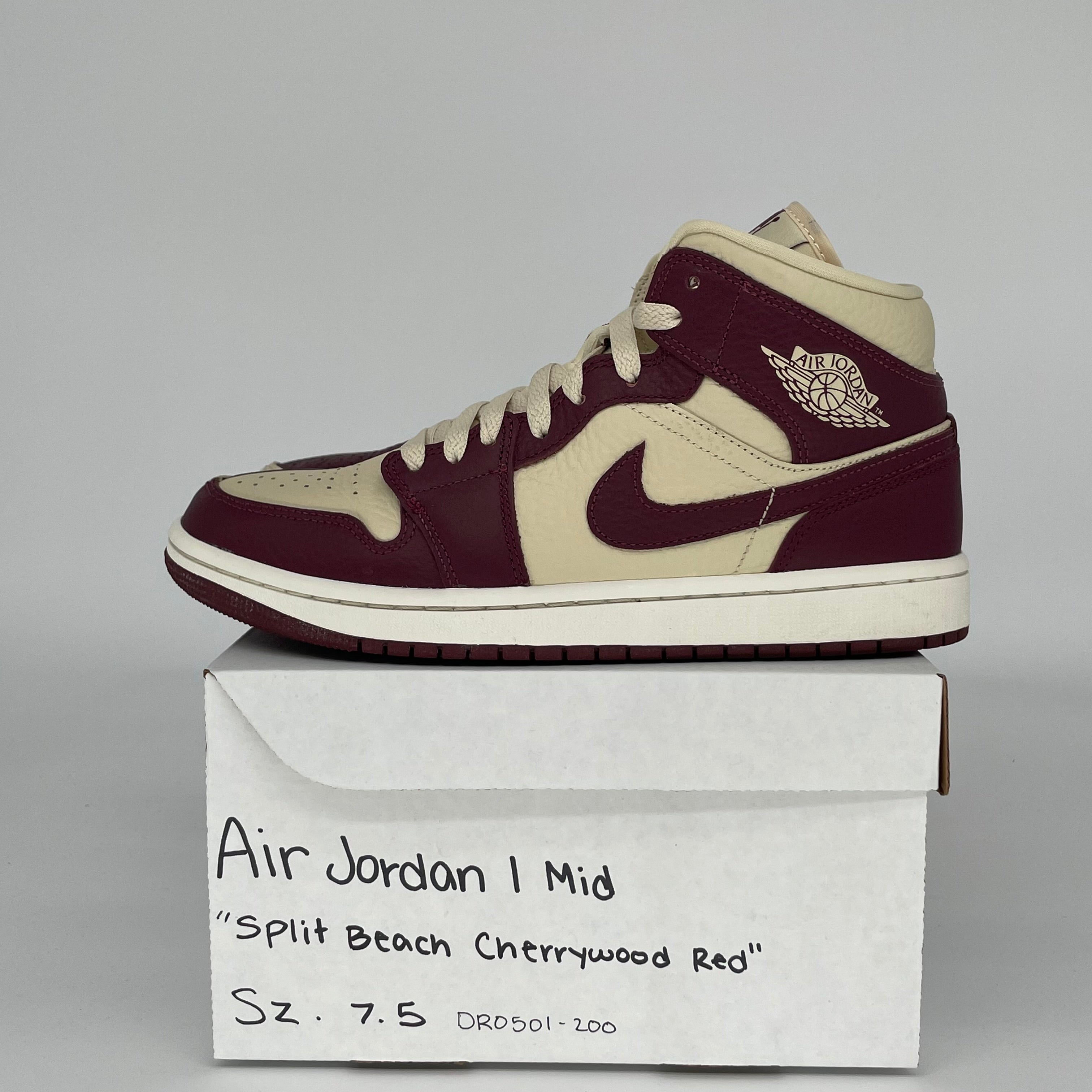 AIR JORDAN 1 MID SPLIT 