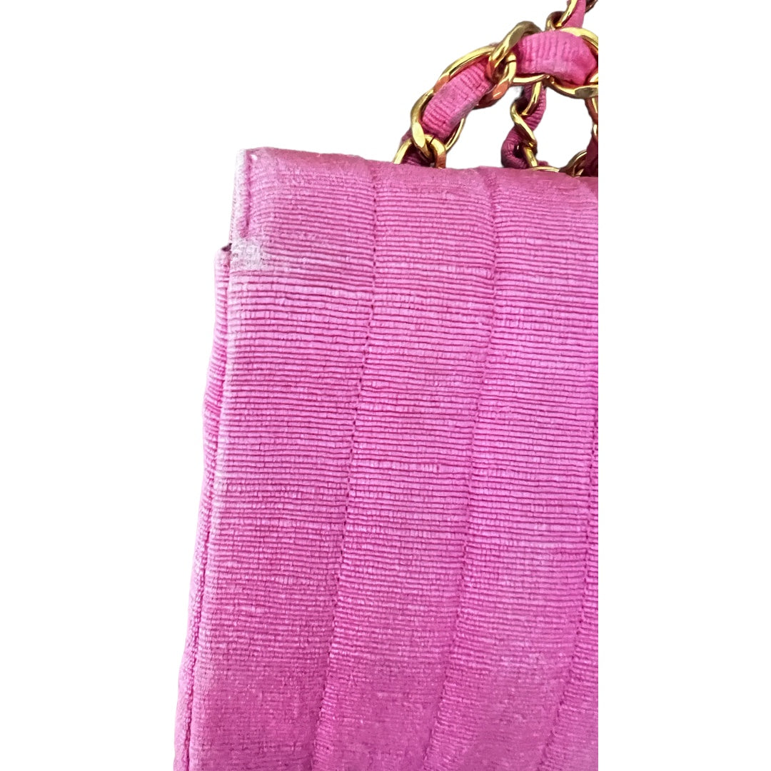 Vintage Chanel Pink Vertical Quilted CC Flap Bag - Luxury Designer Handbag for Women, Evening Parties & Special Occasions