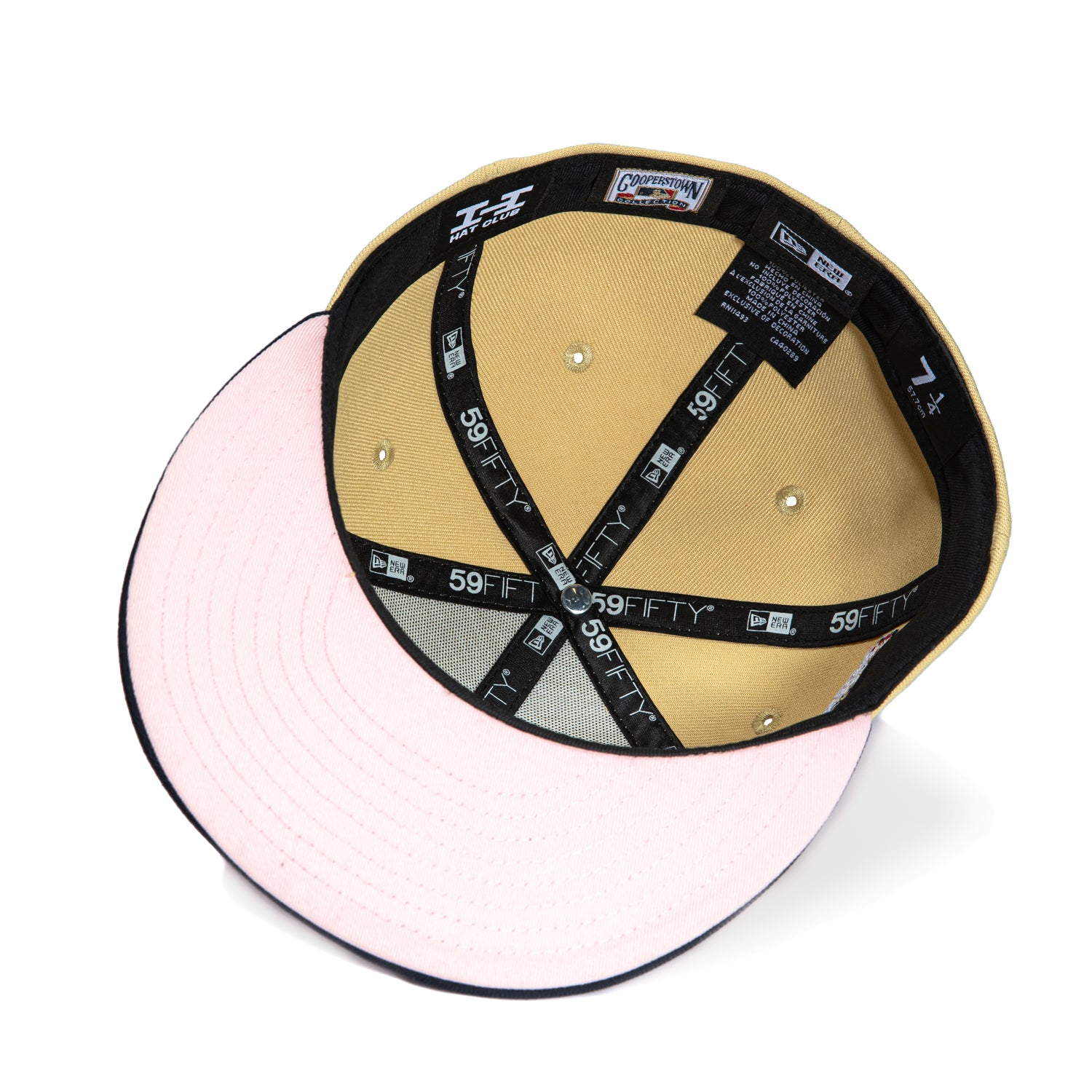 New Era 59Fifty St Louis Cardinals Final Season Patch Hat - Tan & Navy Baseball Cap for Men - Official MLB Licensed Hat for Games, Collecting & Fan Apparel