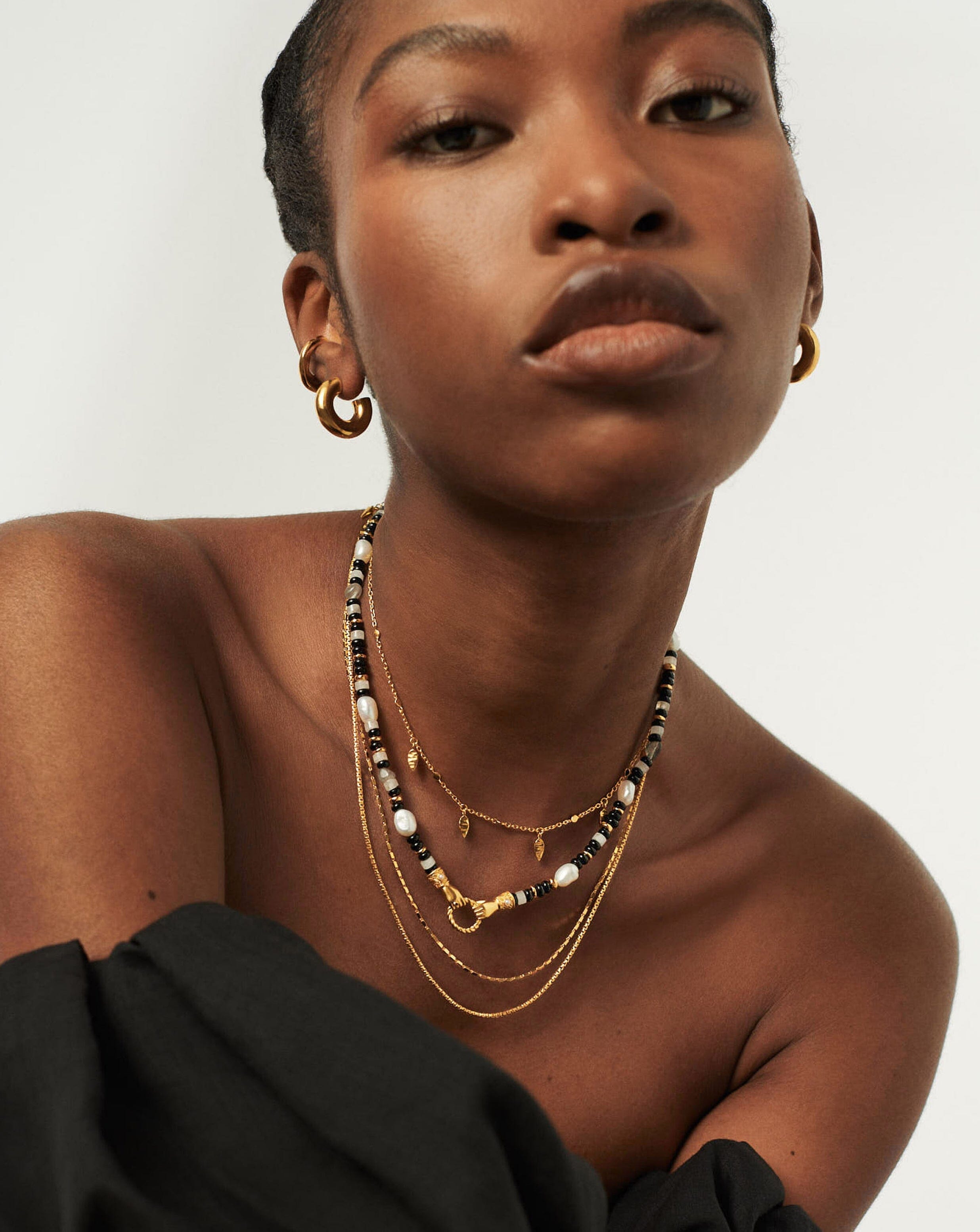Harris Reed In Good Hands Beaded Gemstone Necklace - 18k Gold Plated Black Chalcedony & Pearl Jewelry for Women | Elegant Layering Necklace for Date Night, Wedding & Special Occasions