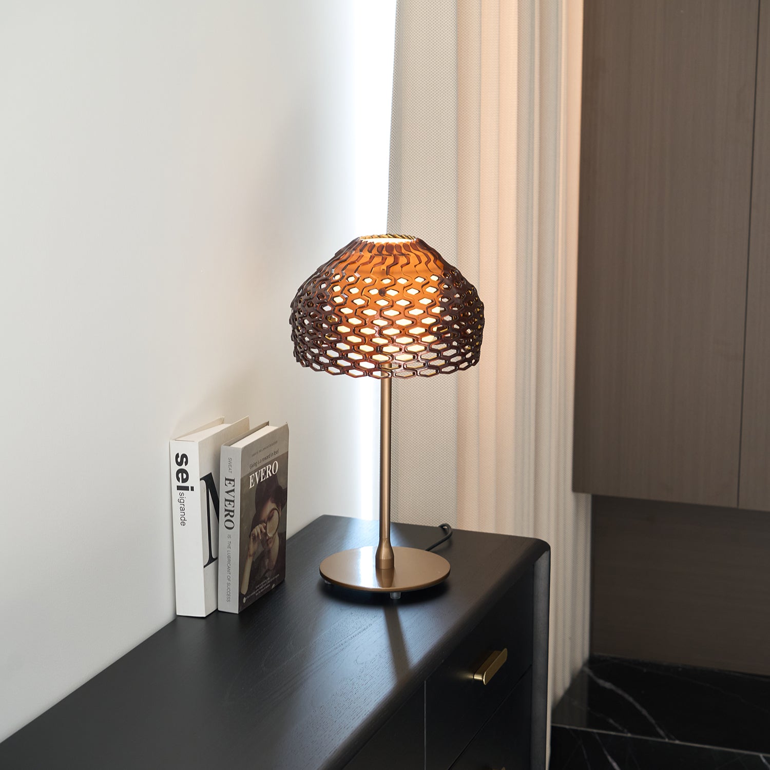 Stylish Armadillo Table Lamp - Modern LED Desk Light for Bedroom, Living Room & Office - Perfect for Reading, Working & Decor