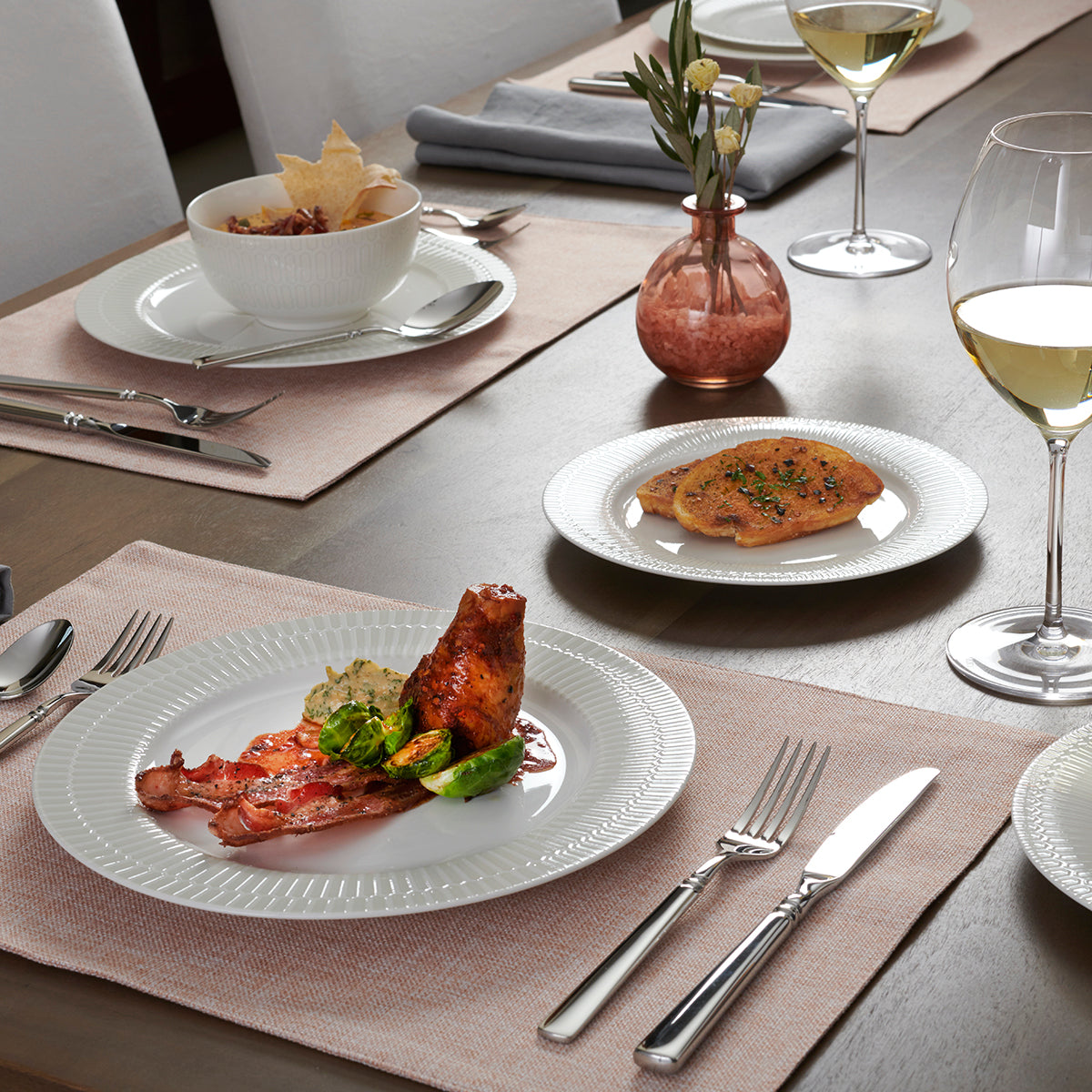 Easton 6-Piece Hostess Set - Elegant Serving Tray with Utensils for Dinner Parties, Tea Time & Home Entertaining