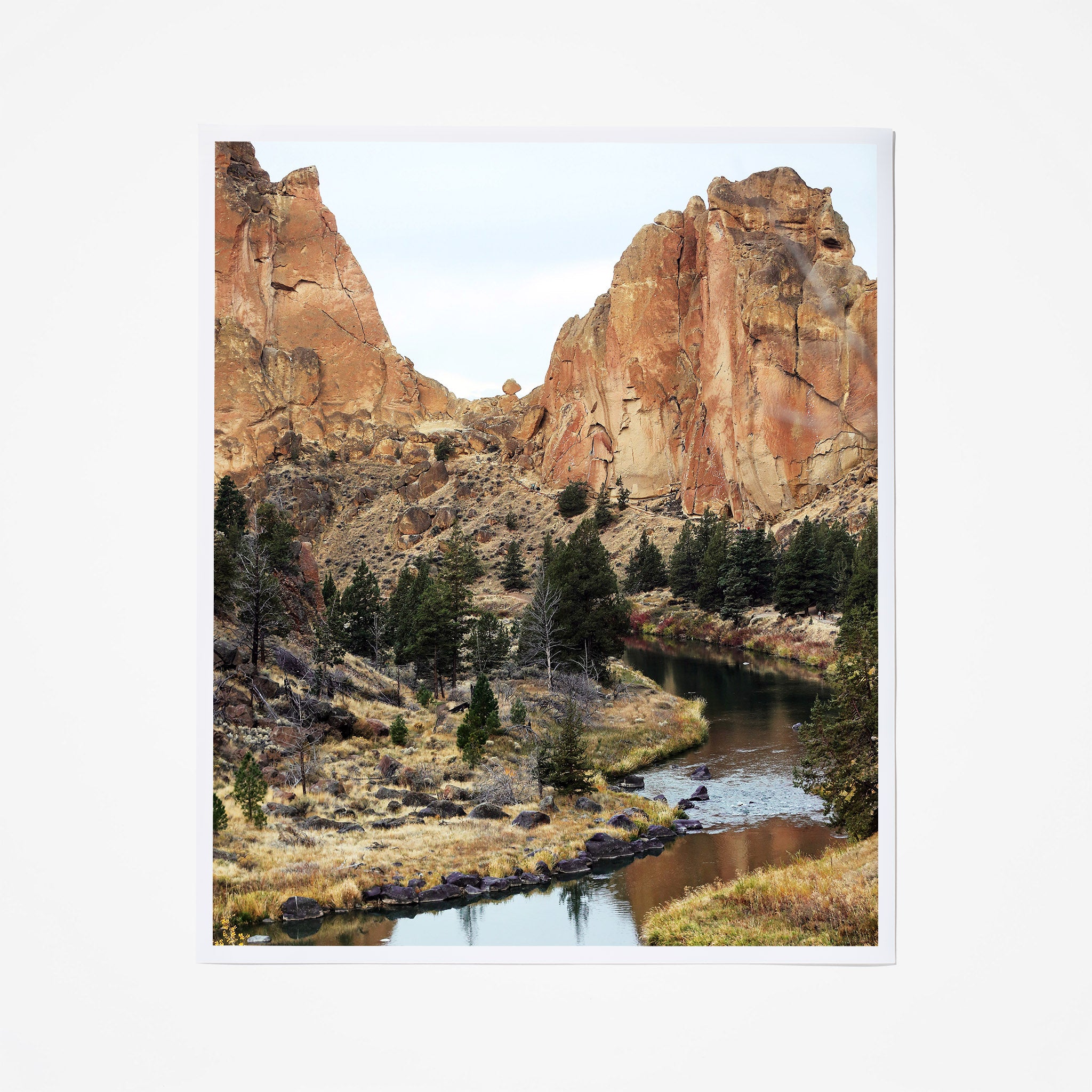 Smith Rock State Park - Hiking, Rock Climbing & Outdoor Adventures in Oregon | Best Scenic Views & Trails for Nature Lovers