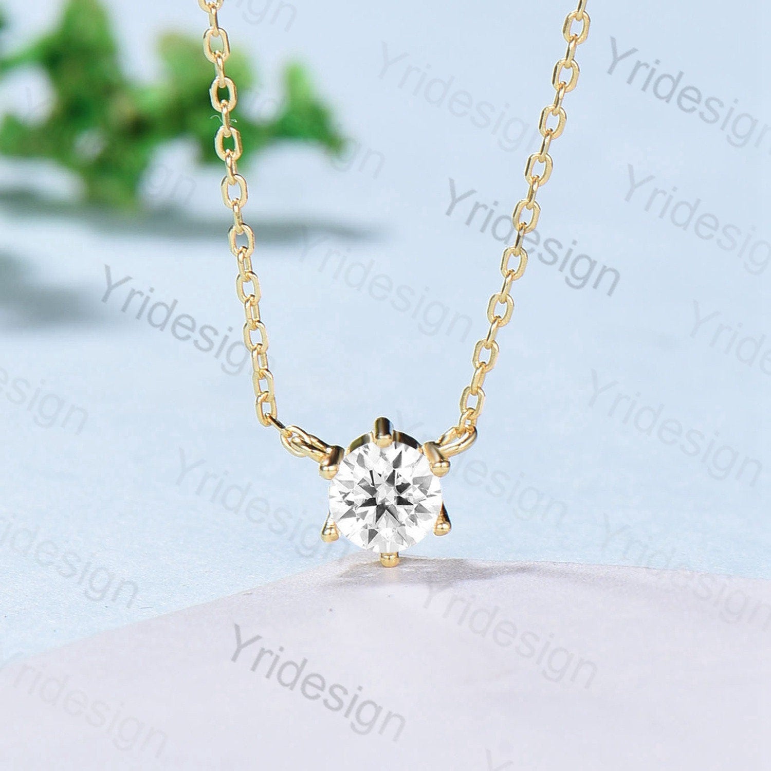 Elegant Moissanite Pendant Necklace - 16