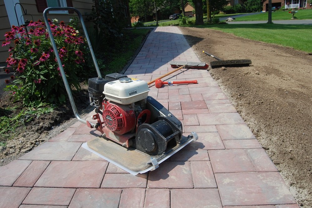 Plate Compactor Tamper Kit - Heavy Duty Base Plate Cover with Low Profile Clamps for Soil Compaction | Perfect for Landscaping, Driveway Repair & Construction Projects