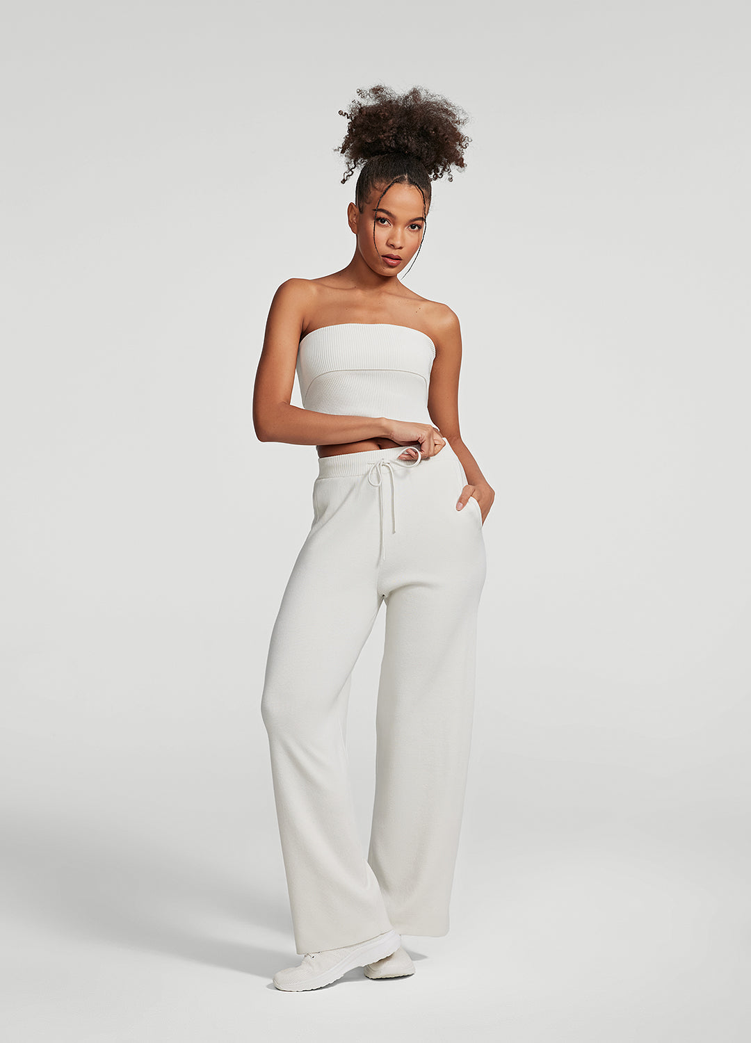 Premium Cozy Luxe Sweatpants for Women - Soft Fleece Lounge Pants with Elastic Waistband - Perfect for Yoga, Home Relaxing & Casual Outfits