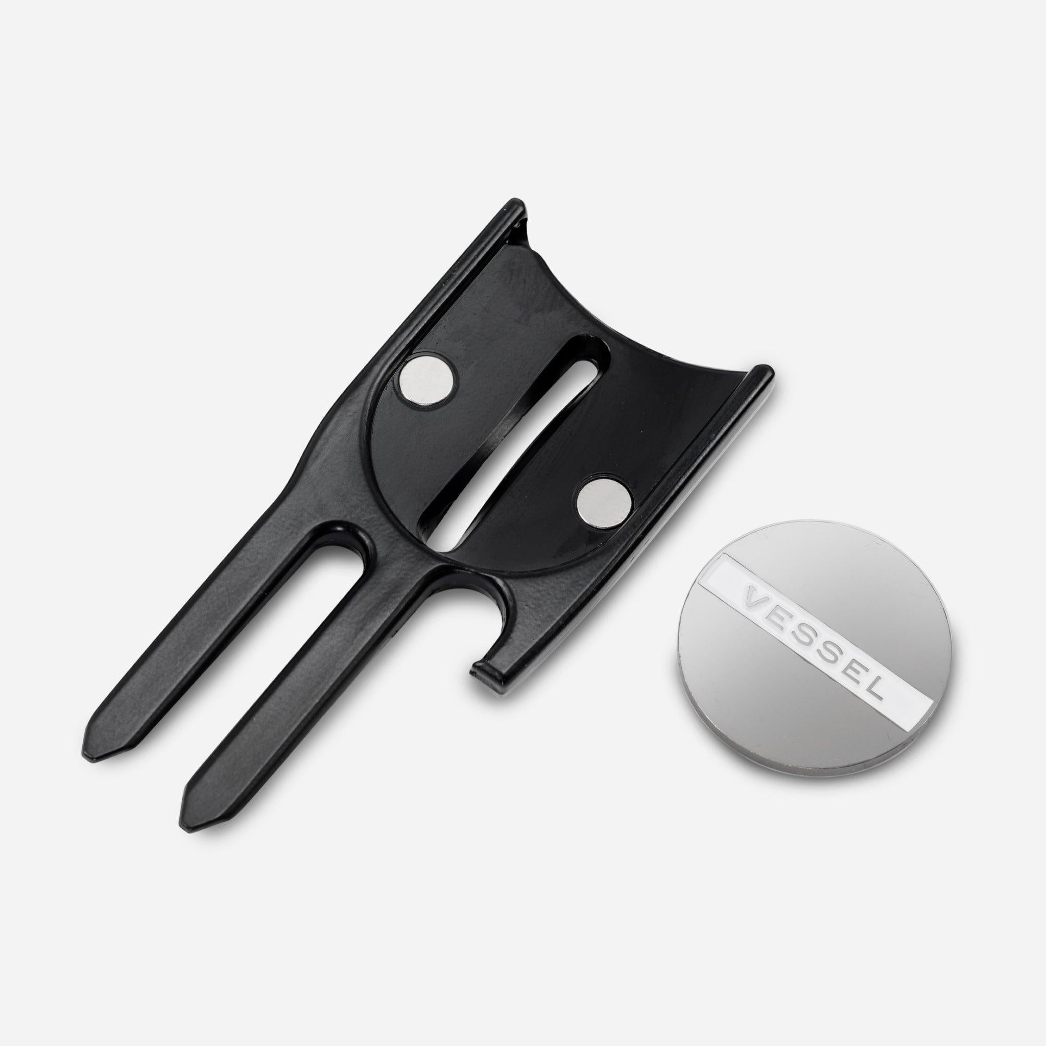 VESSEL x Birdicorn Golf Divot Tool - Premium Ball Mark Repair Tool for Greens - Perfect for Golfers & Golf Course Maintenance