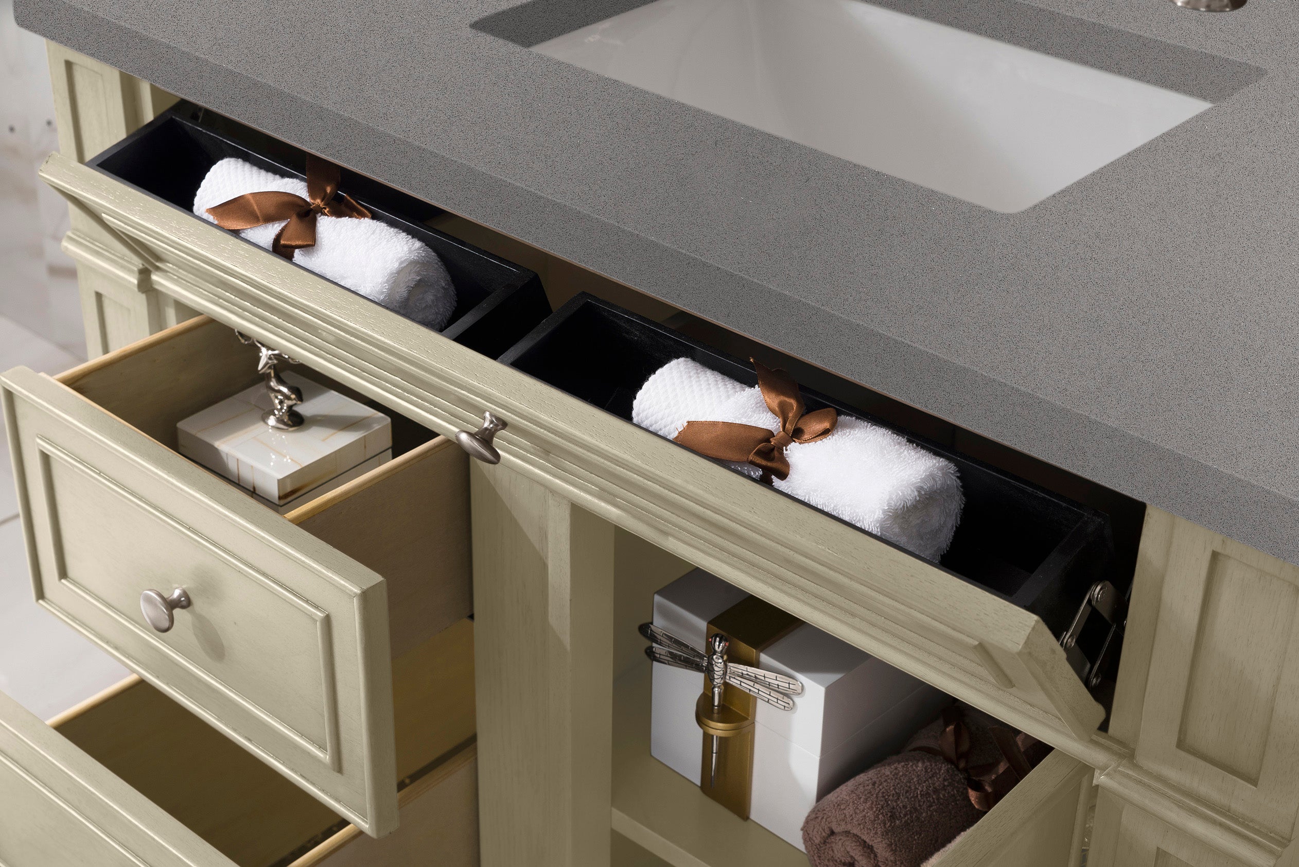 Bristol 36 Inch Single Bathroom Vanity Set with Vintage Vanilla Finish & 3CM Gray Expo Quartz Countertop - Perfect for Modern Farmhouse, Coastal, or Traditional Bathroom Designs