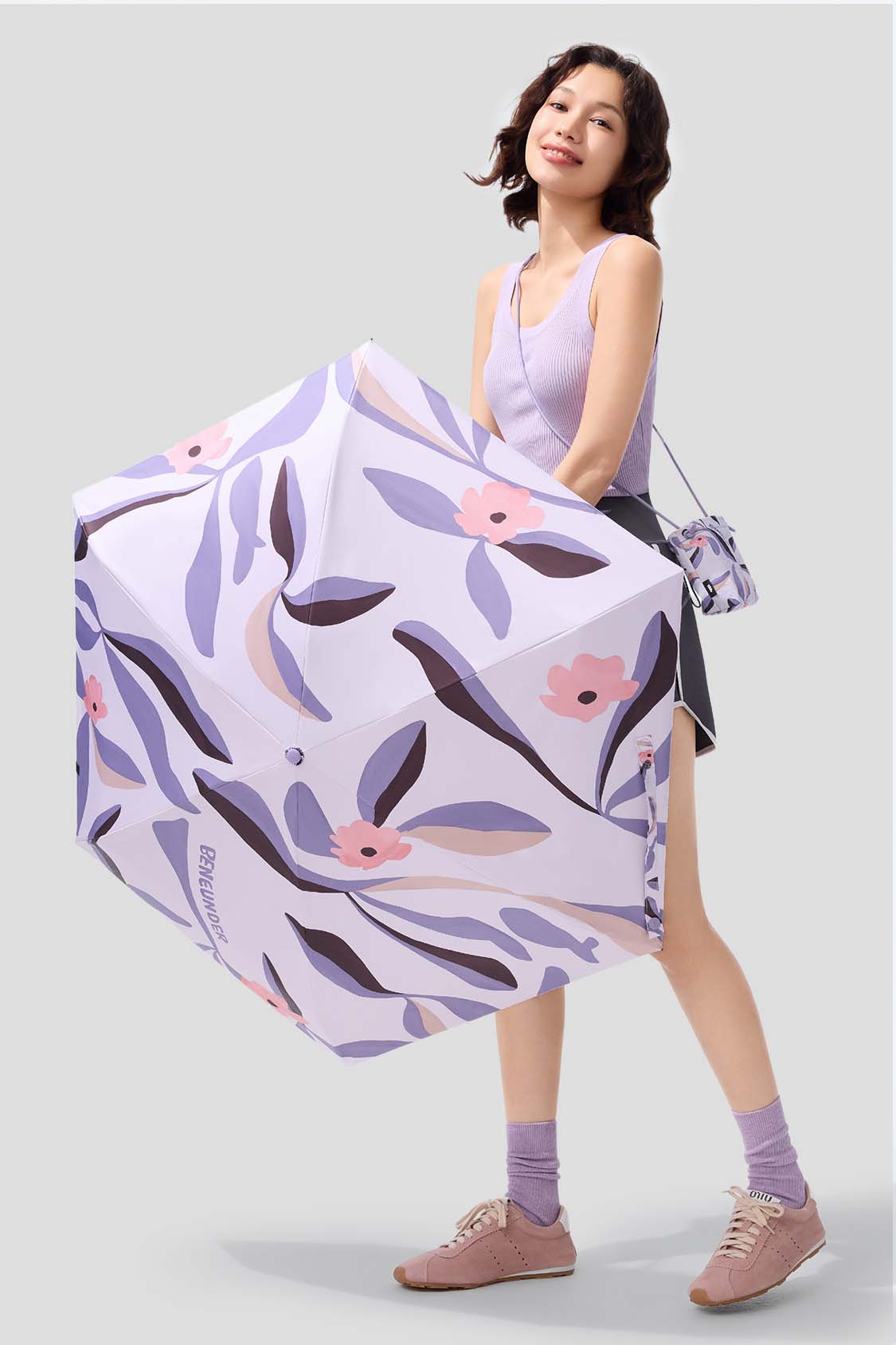 5 Fold Sun Umbrella with UPF50+ UV Protection - Portable & Adjustable for Beach, Pool, Patio, and Outdoor Activities