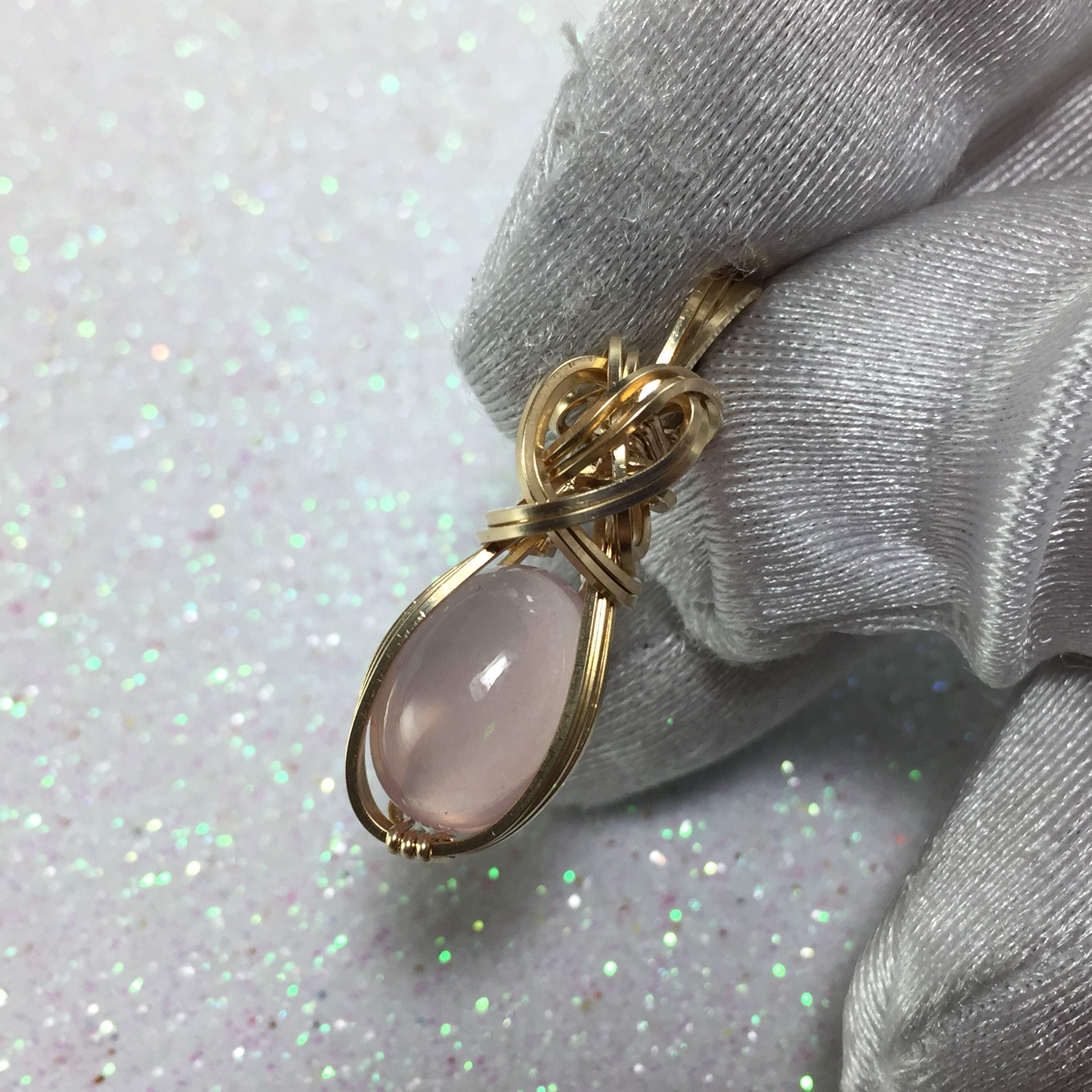 14K Gold Filled Rose Quartz Crystal Pendant Necklace - AAA Quality Heart Wand for Reiki Energy & Romance | Elegant Gift Box & Black Leather Chain | Spiritual Healing Jewelry for Meditation, Love & Positive Energy