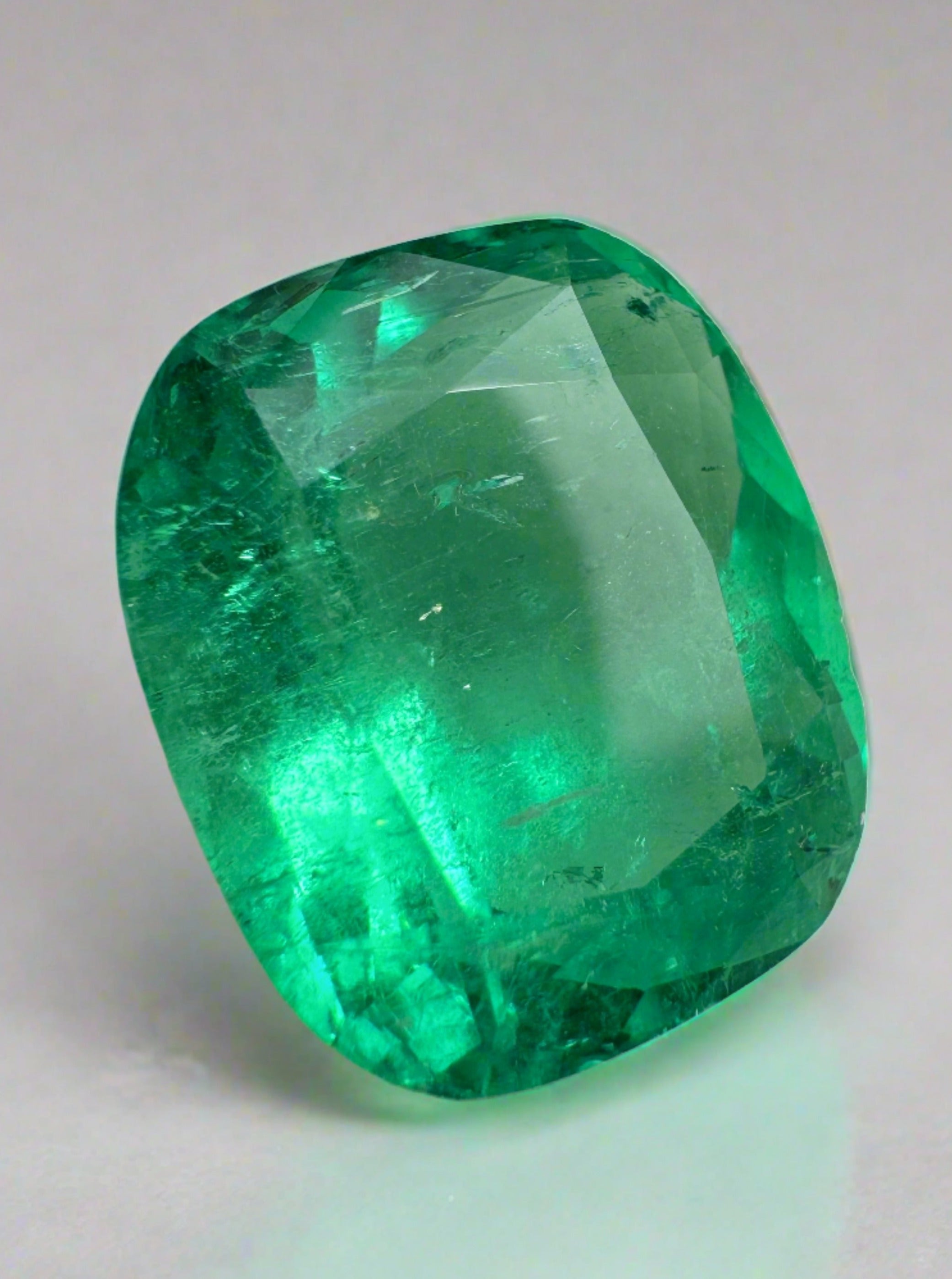 7.08 Carat 13x11mm Muzo Green Natural Colombian Loose Emerald Gemstone - Cushion Cut for Jewelry Making, Engagement Rings & Luxury Gifts