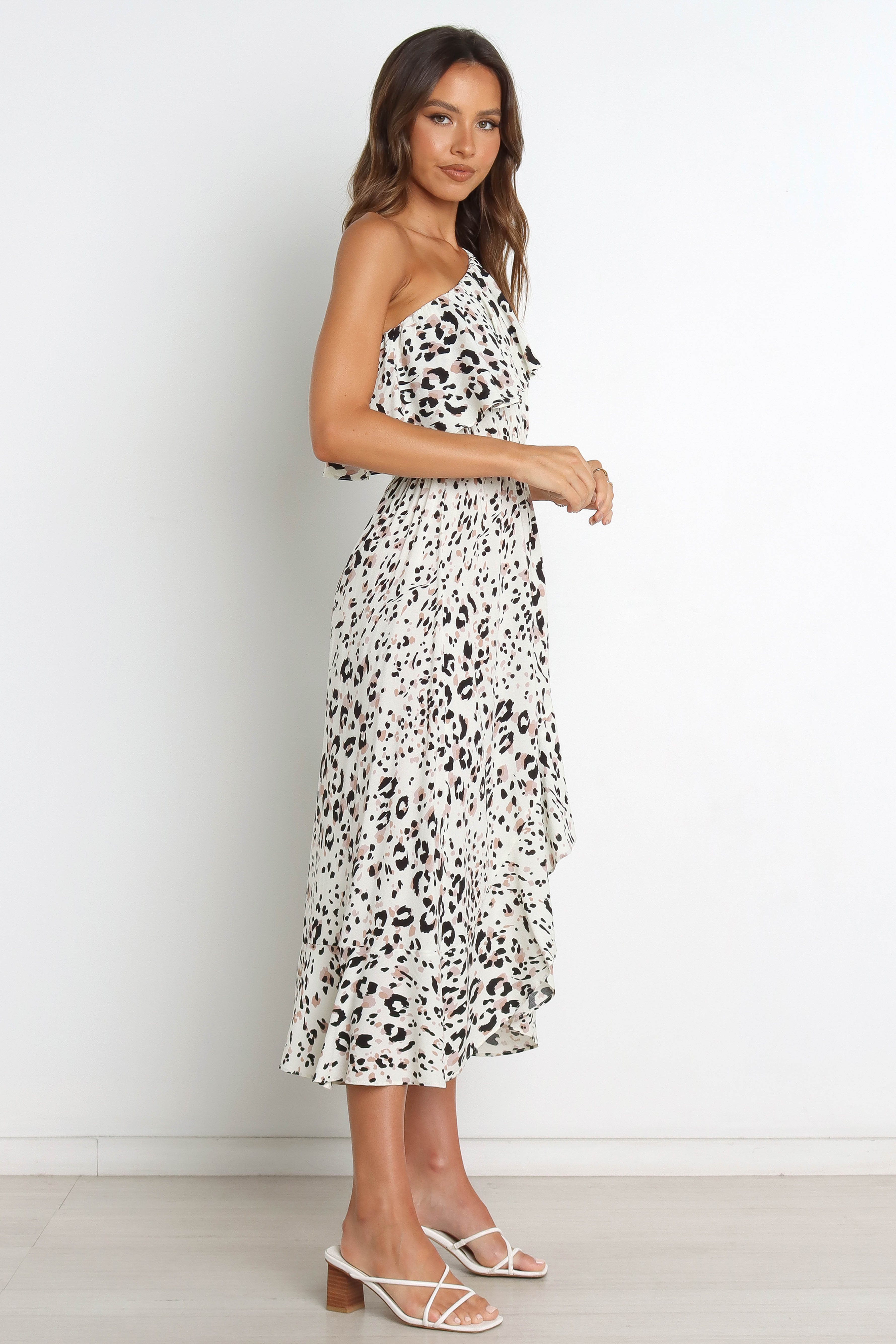 Adette Dress - Elegant White Women's Dress for Casual Wear, Parties & Special Occasions | Perfect for Weddings, Date Nights & Office Events