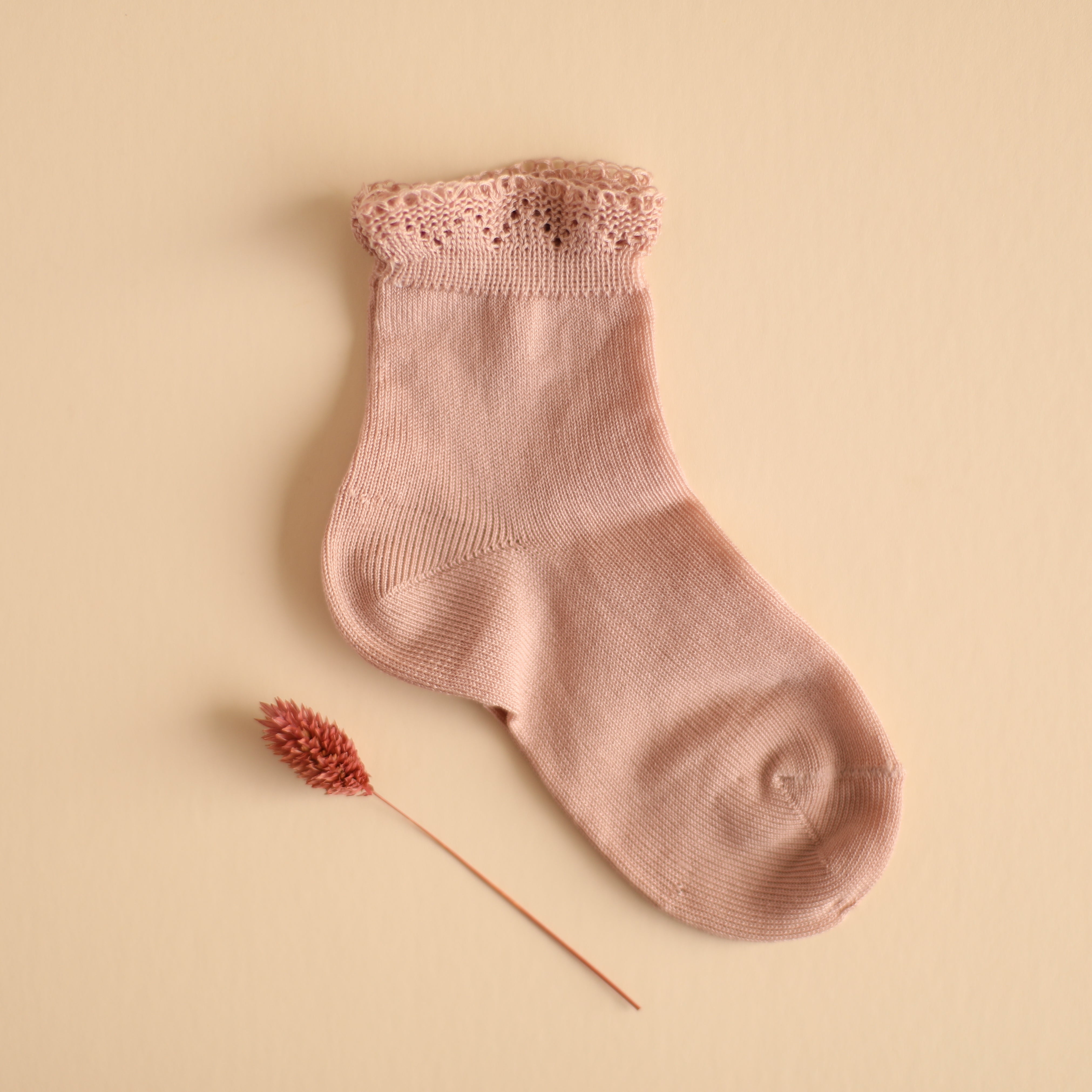 Breathable Ankle Socks with Lace Cuff - Comfortable No Show Socks for Women & Men - Perfect for Running, Yoga, and Everyday Wear
