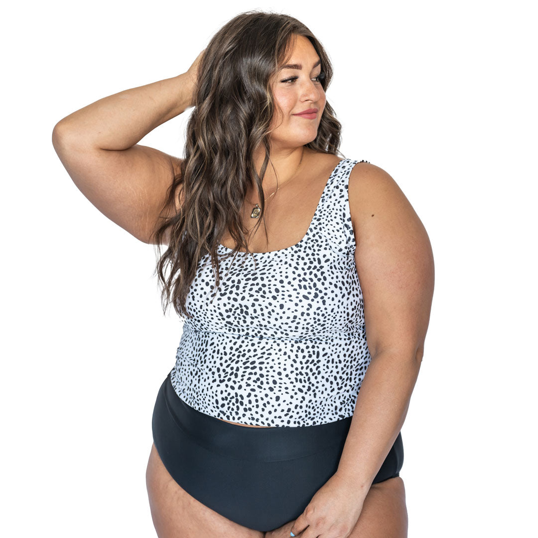 Women's Scoop Neck Ladder Back Tankini Top - Sexy Swimwear for Beach & Pool - Perfect for Summer Vacation and Water Sports