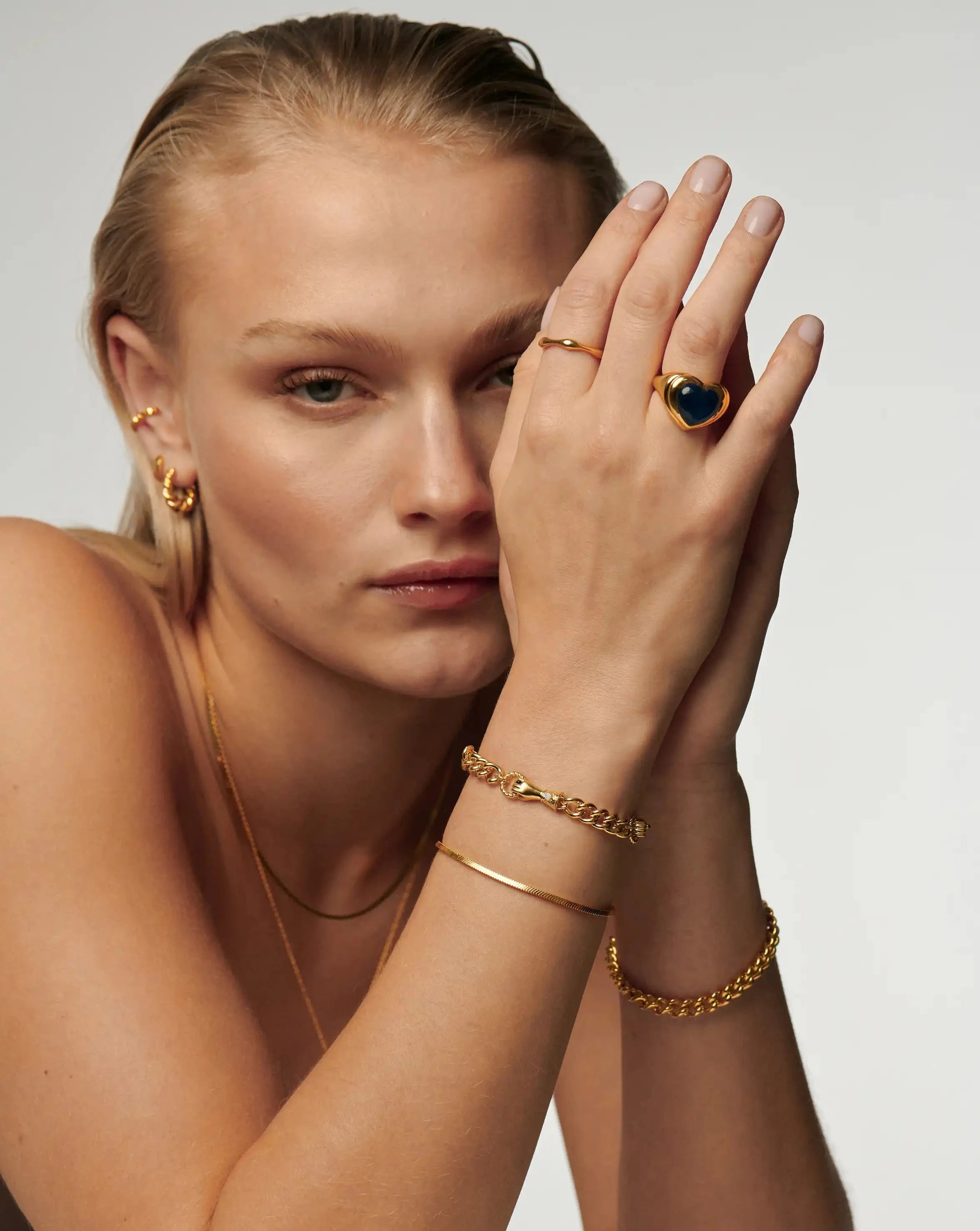 Harris Reed In Good Hands Charm Bracelet - 18k Gold Plated, Black Onyx & Pearl Jewelry for Women | Elegant Gift for Birthday, Anniversary & Special Occasions