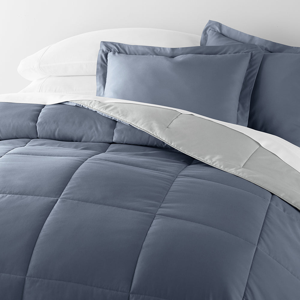 Reversible Down Alternative Comforter Set - All Season Hypoallergenic Bedding - Queen Size for Cozy Bedroom & Guest Room Comfort