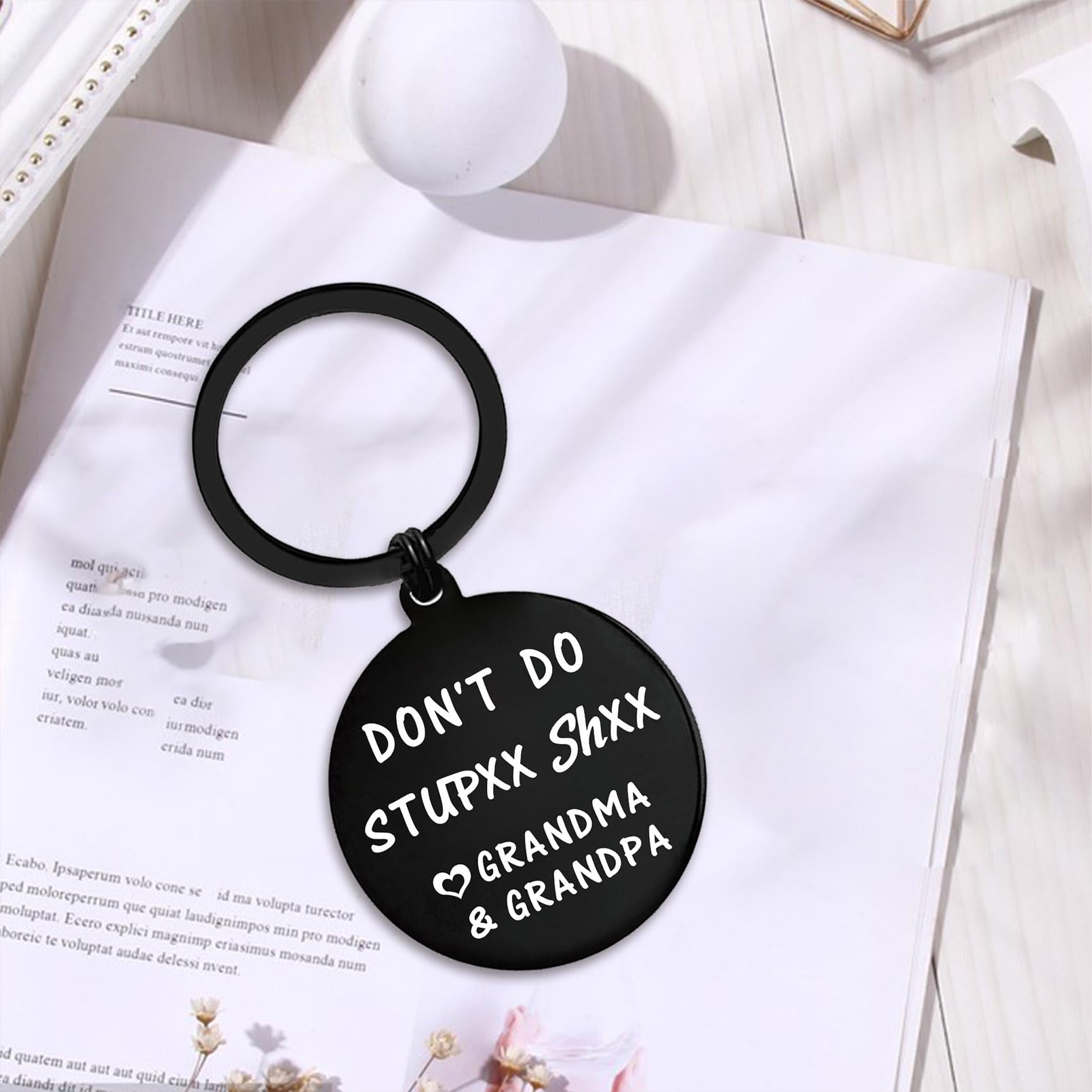 ENGZHI Grandson Keychain - Unique Gag Gift for Teen Boys Birthday, Christmas & Graduation - Perfect for Surprise Presents & Special Occasions