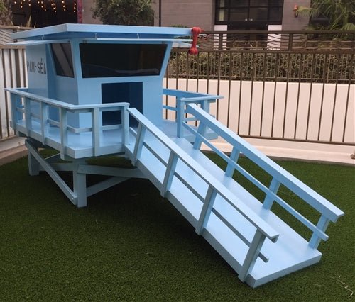 Custom Exclusive Lifeguard Stand Dog House - Unique Outdoor Pet Shelter for Beach & Poolside Use