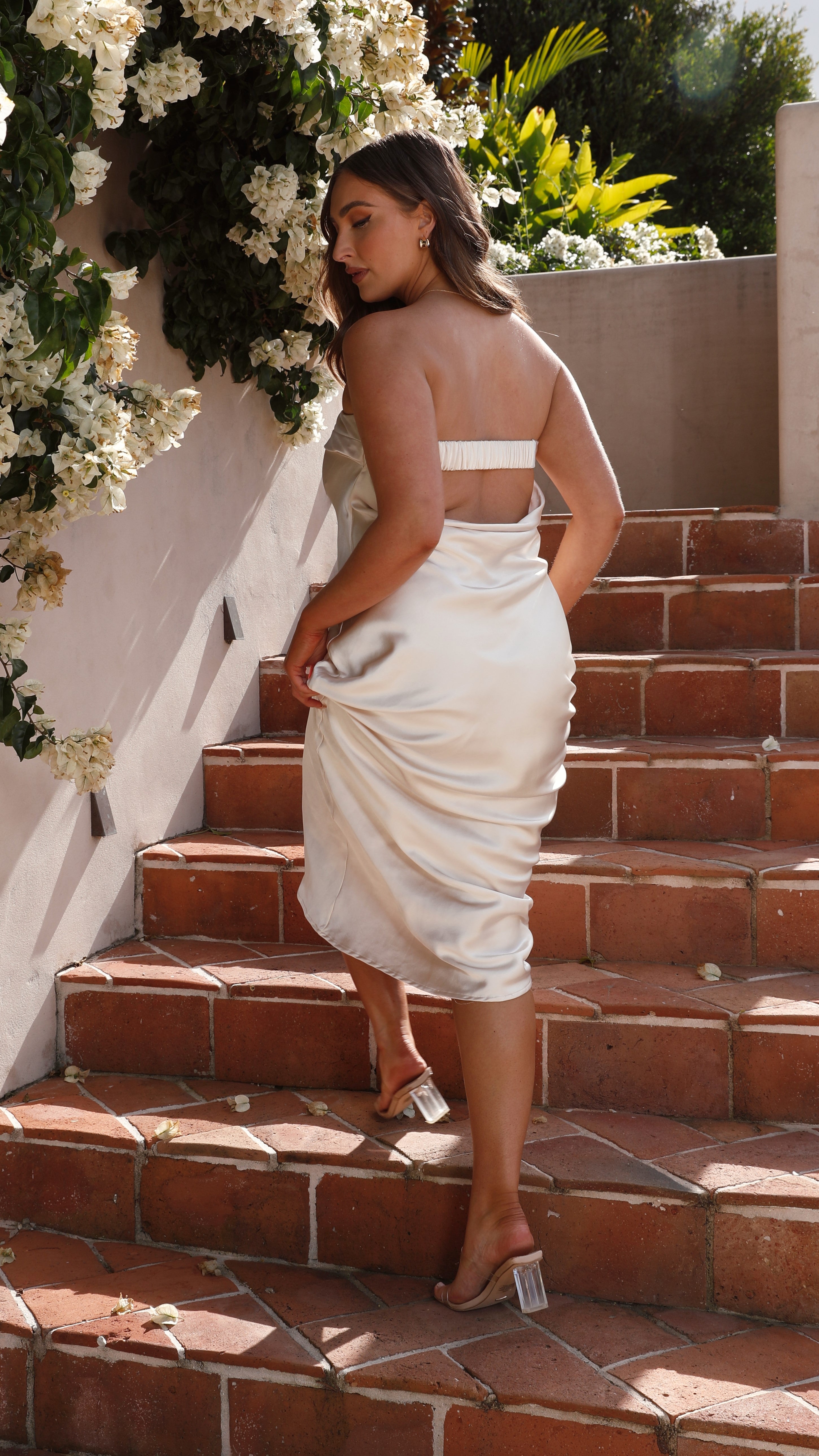 Gisele Maxi Dress Elegant Champagne Color - Perfect for Weddings, Parties & Summer Vacations