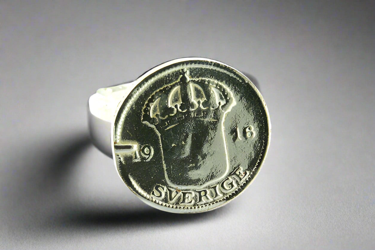 Sterling Silver Crown Coin Ring for Men & Women - Vintage Style Jewelry Gift for Anniversary, Birthday & Special Occasions