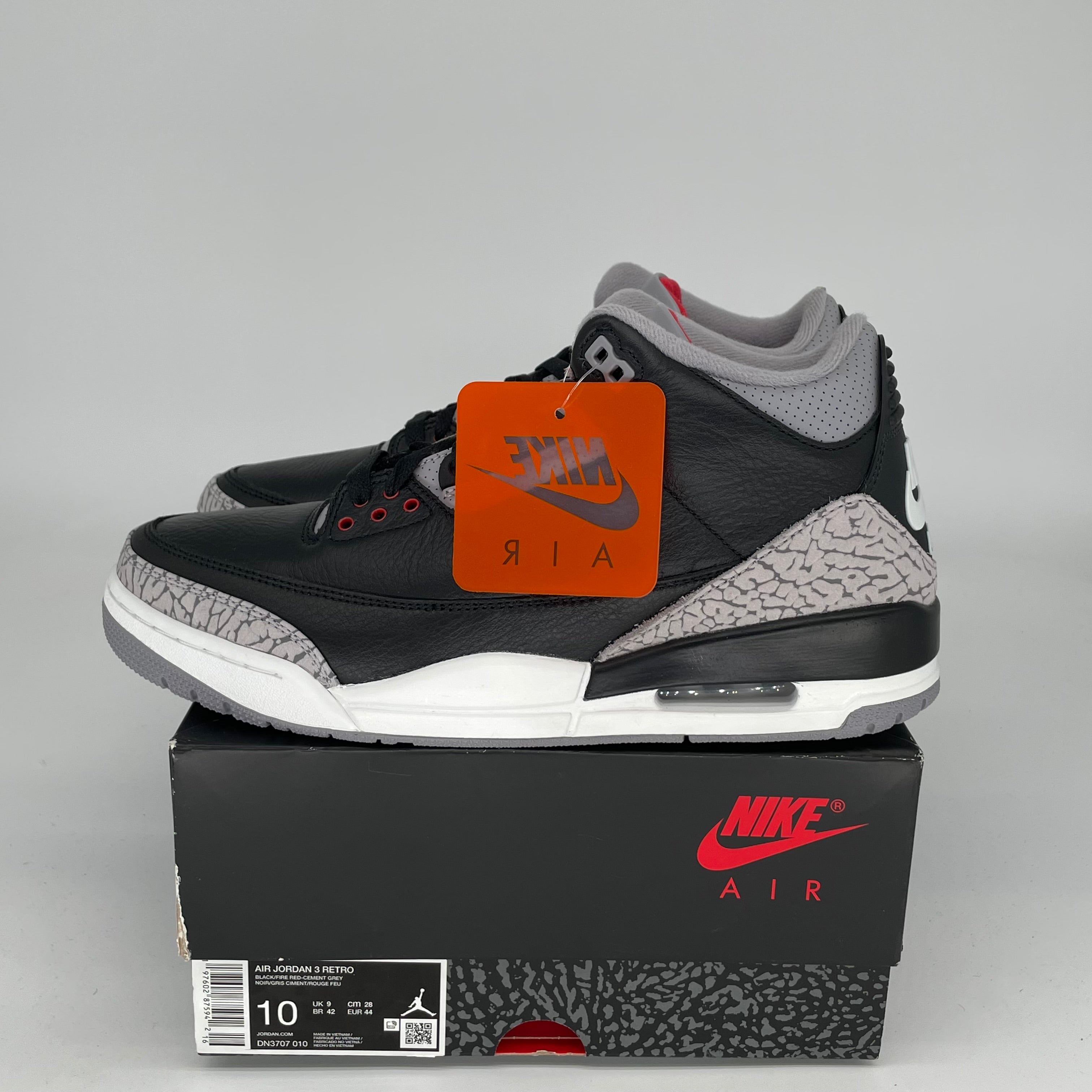 Original Air Jordan 3 Retro 'Black Cement' Men's Basketball Shoes Size 10 - DN3707-010 for Sneaker Collectors & Streetwear Fashion