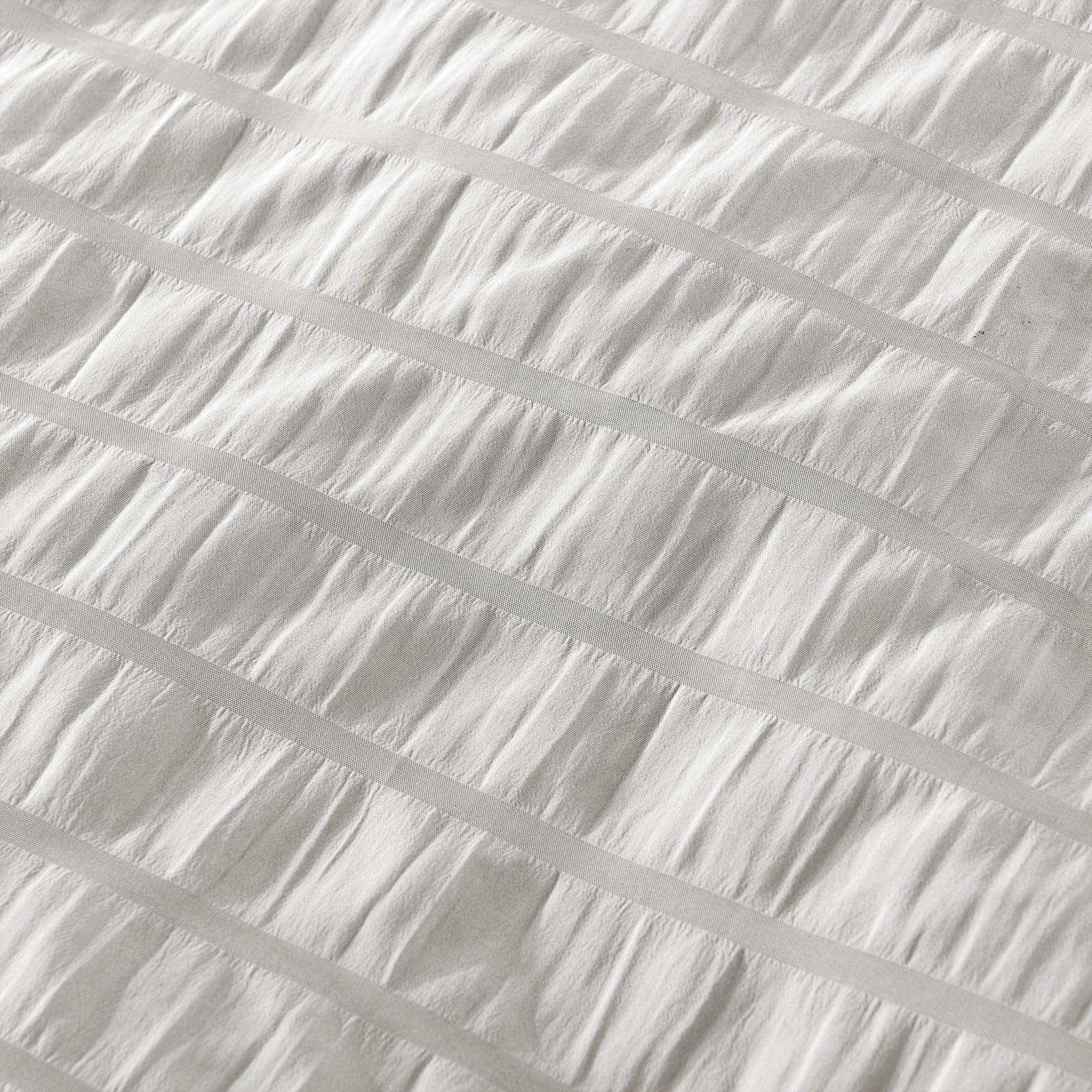Farmhouse Seersucker 5-Piece Comforter Set - Queen Size, Soft & Breathable Bedding Set with Pillow Shams - Perfect for Cozy Bedroom Decor & Guest Room Essentials