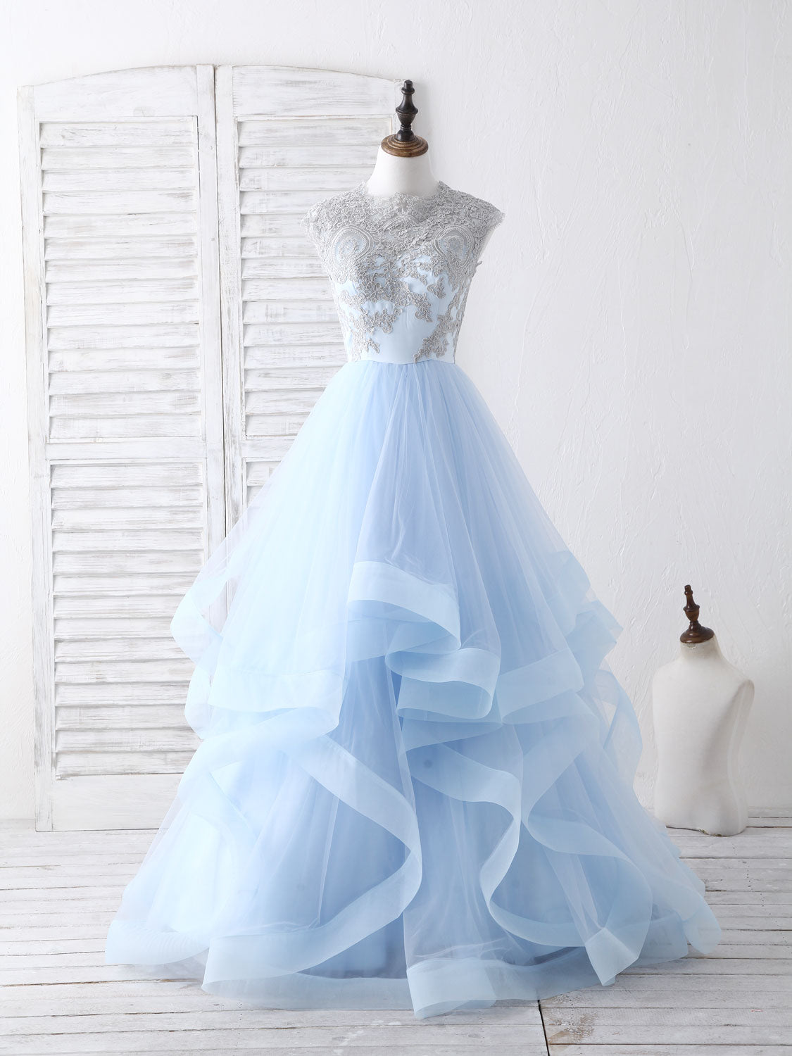 Elegant Blue Tulle Lace Applique Long Prom Dress for Sweet 16 Party - Perfect for Homecoming, Quinceañera & Formal Evening Events