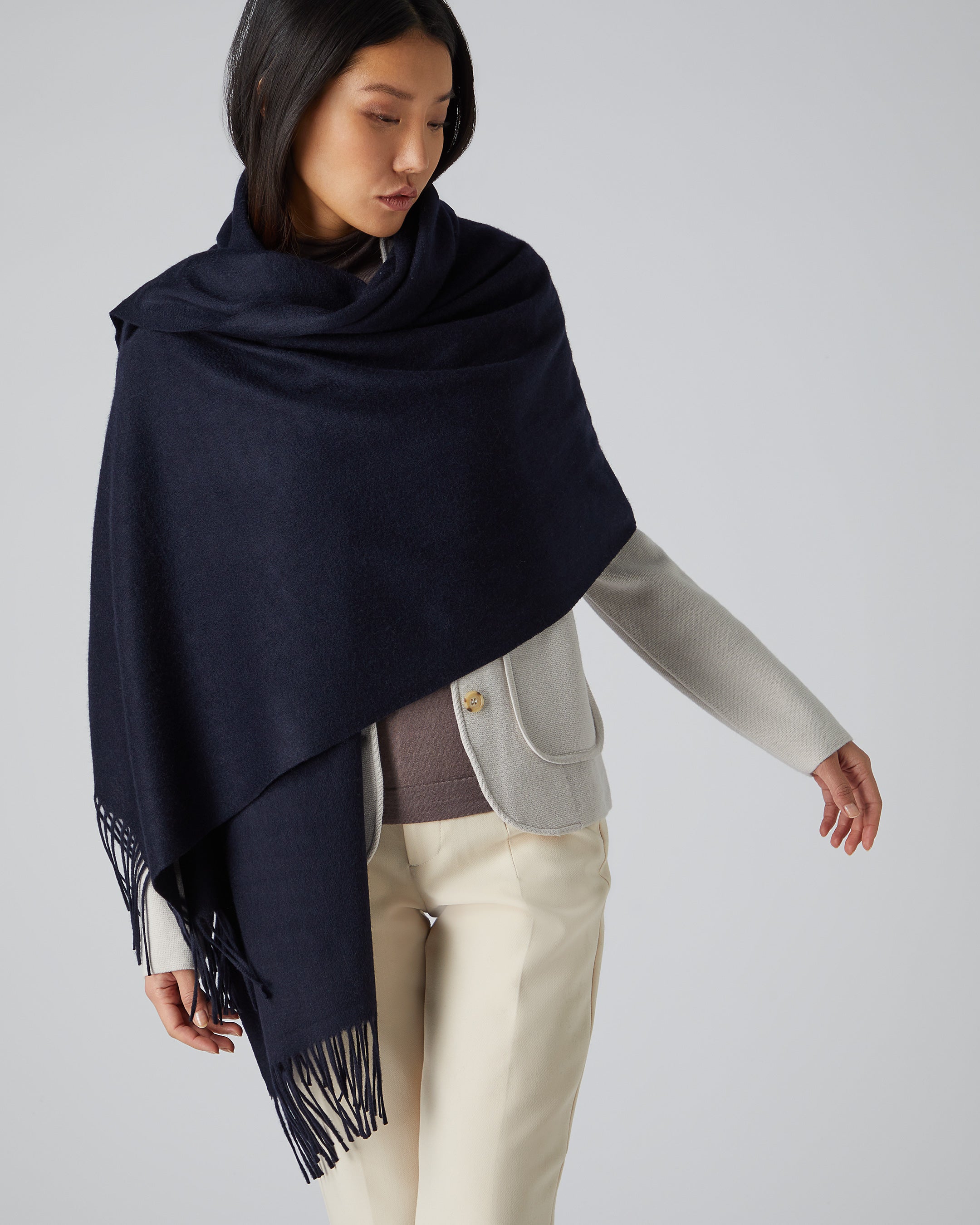 Luxury Women's Navy Blue Cashmere Shawl - Soft & Warm Woven Wrap for Winter, Travel & Special Occasions