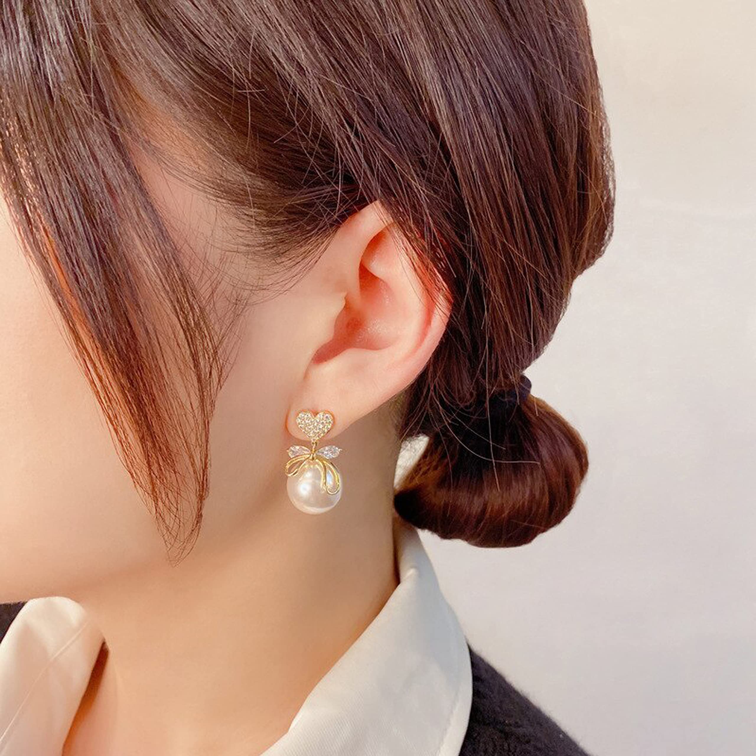 Stylish Butterfly Ear Cuffs with Pearl Chain Drop - Gold Plated Fashion Earrings for Women & Girls | Perfect Gift for Sister, Valentine's Day & Special Occasions | Elegant Jewelry for Parties, Dates & Everyday Wear
