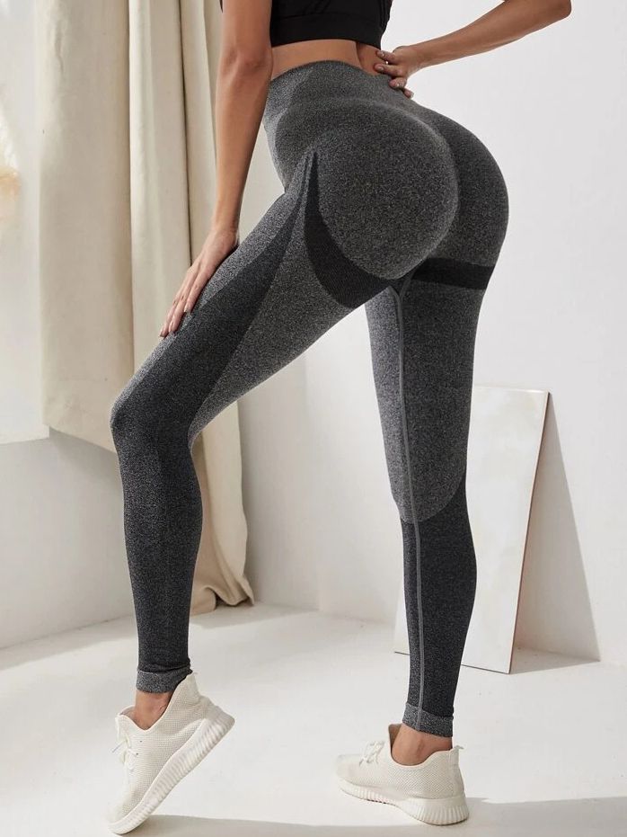 ZASUWA Women's Seamless High-Waisted Scrunch Butt Lifting Yoga Leggings - Tummy Control Workout Pants for Gym, Running & Everyday Wear