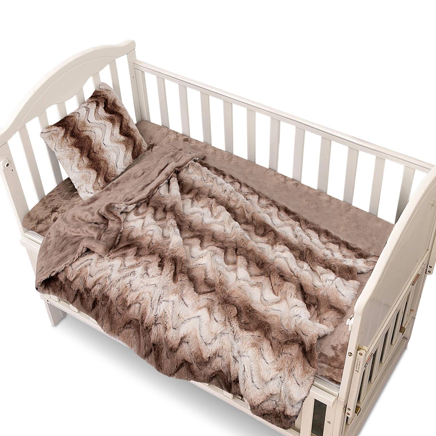 Convertible Crib to Toddler Bed 52x28 Inches - 3-Piece Baby Bedding Set for Boys & Girls - Soft Nursery Crib Comforter Set (Brown) - Perfect for Newborns, Infants & Toddlers - Ideal for Daycare, Nursery Rooms & Co-Sleeping