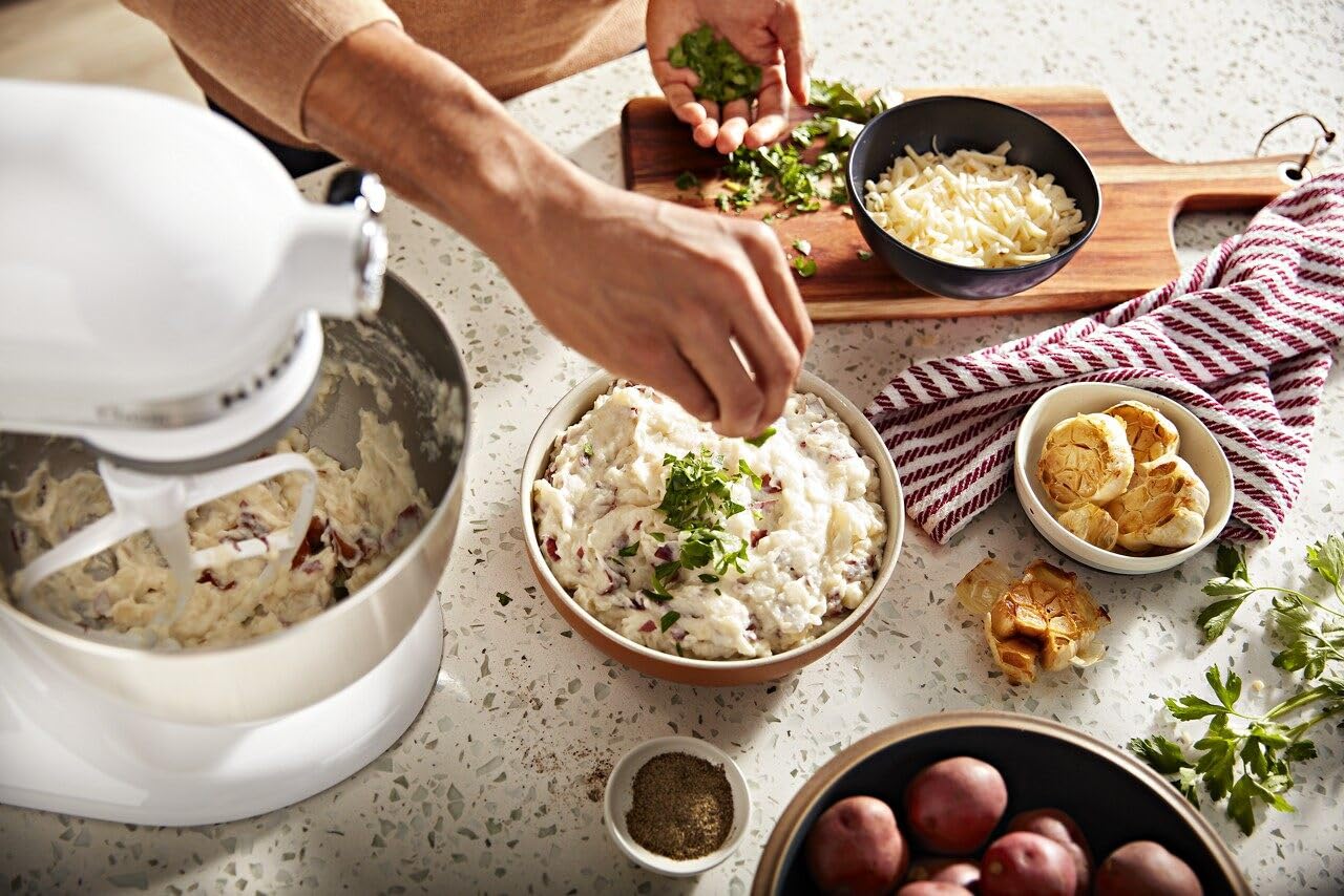 KitchenAid Classic Series 4.5 Quart Tilt-Head Stand Mixer K45SS - Powerful Countertop Electric Mixer for Baking, Dough & Cooking - Perfect for Home Bakers & Professional Chefs (White)
