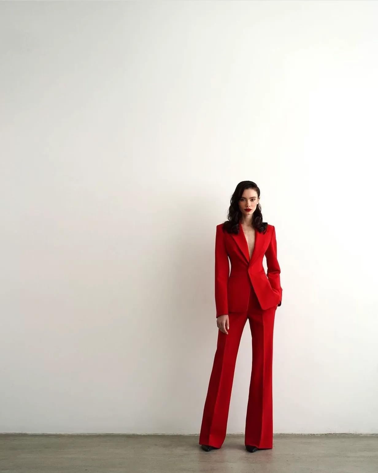 Women's Suit Set - Elegant Party Prom Business Casual Blazer & Pants Tuxedo Outfit for Work, Evening Events & Formal Occasions