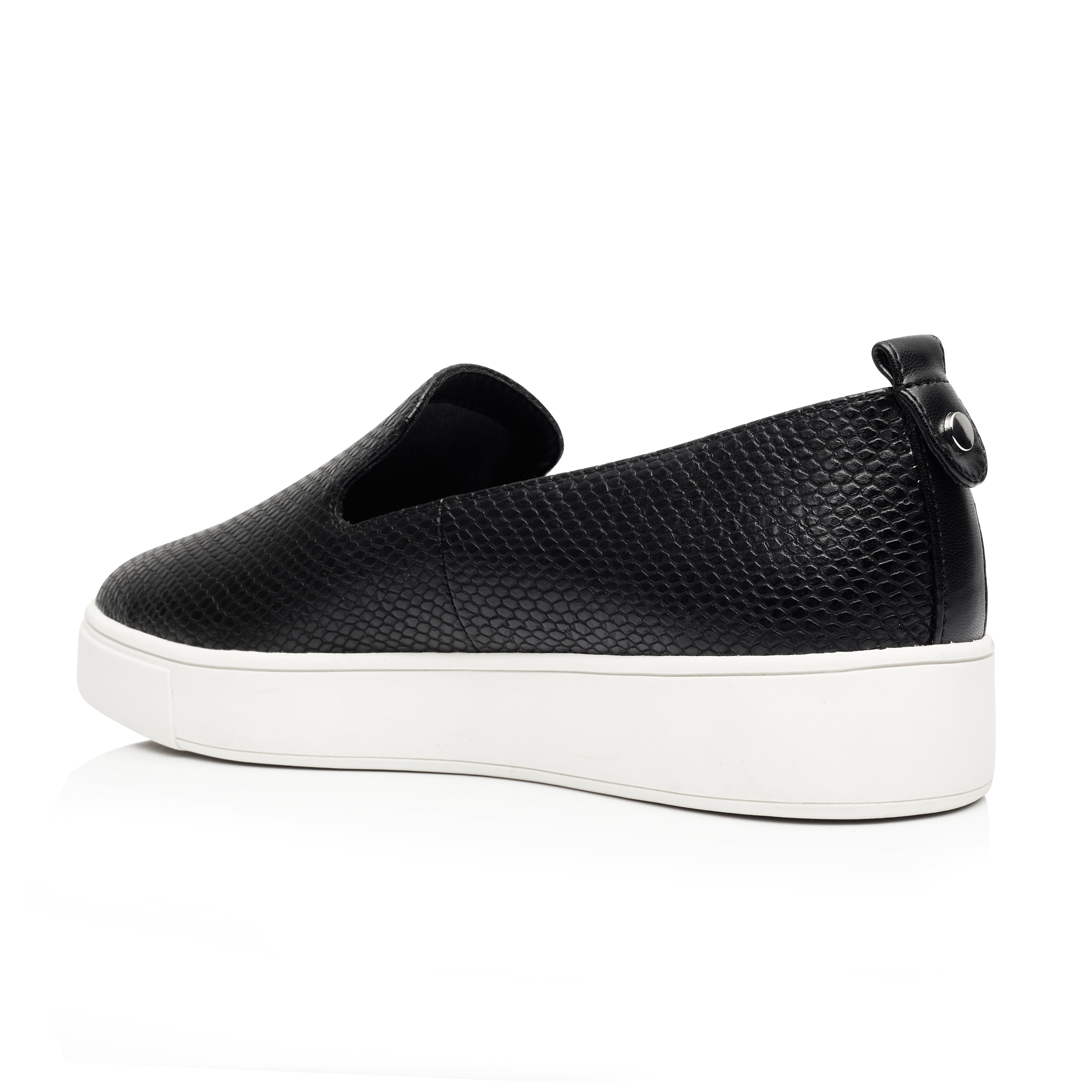 Fay Slip On Sneakers for Women - Comfortable Casual Walking Shoes - Lightweight Breathable Slip-On Loafers for Work, Travel & Everyday Wear