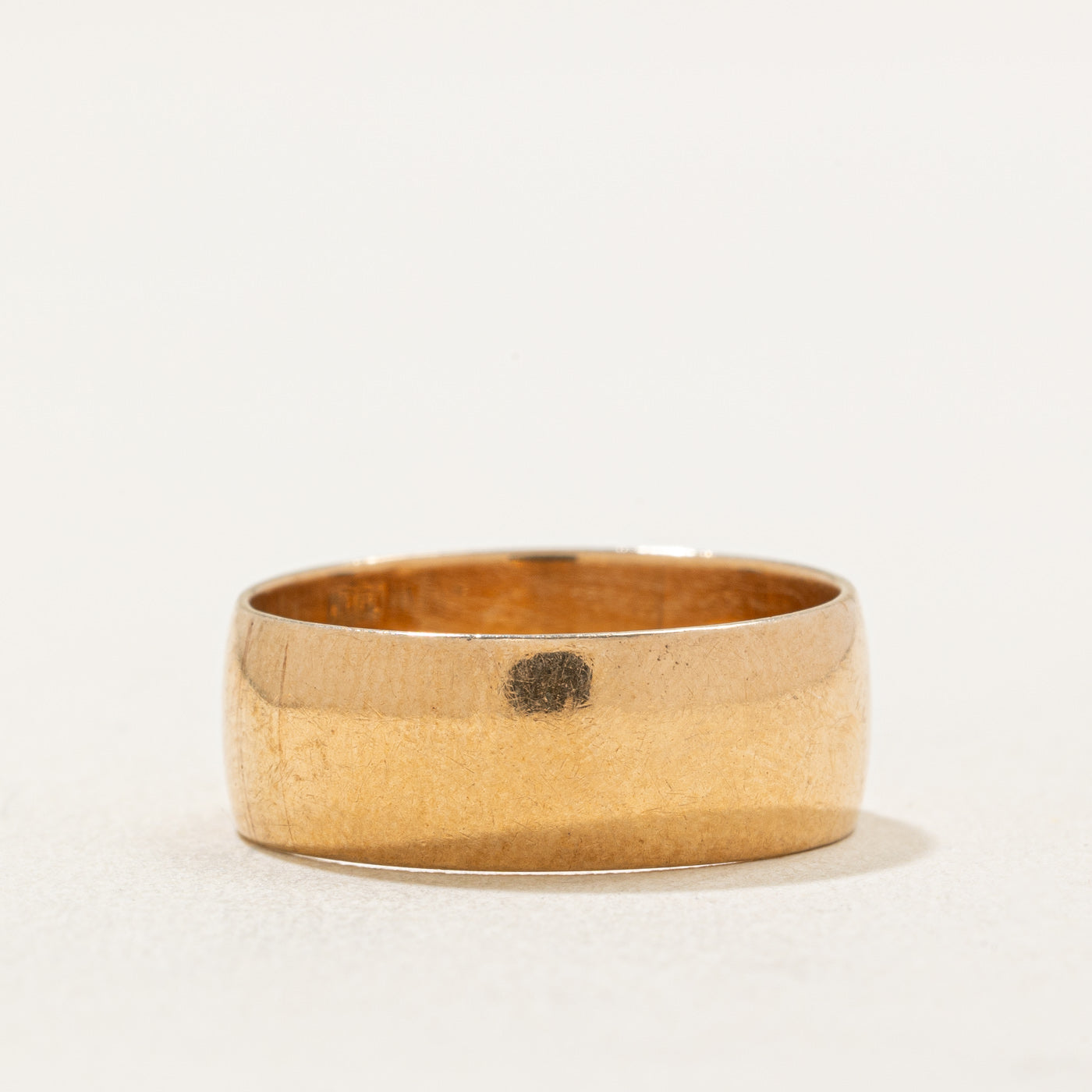 14K Yellow Gold Wedding Band for Women - 7.25mm Wide, Size 7.25 - Perfect for Engagement Rings, Anniversary Gifts & Bridal Jewelry