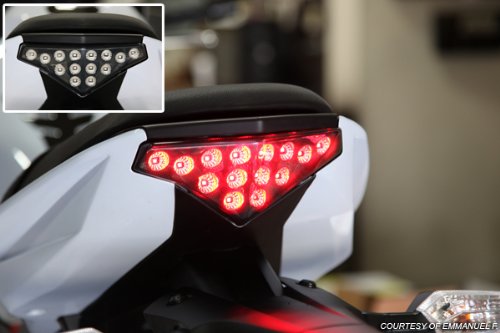 Smoke Lens Sequential LED Tail Lights for 2012-2016 Kawasaki Ninja 650 - Enhanced Visibility & Stylish Upgrade for Night Riding