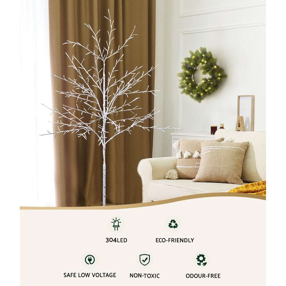 1.5M Pre-Lit Christmas Tree with 304 Warm White LED Lights - Perfect for Holiday Home Decor, Office, and Party Festive Lighting