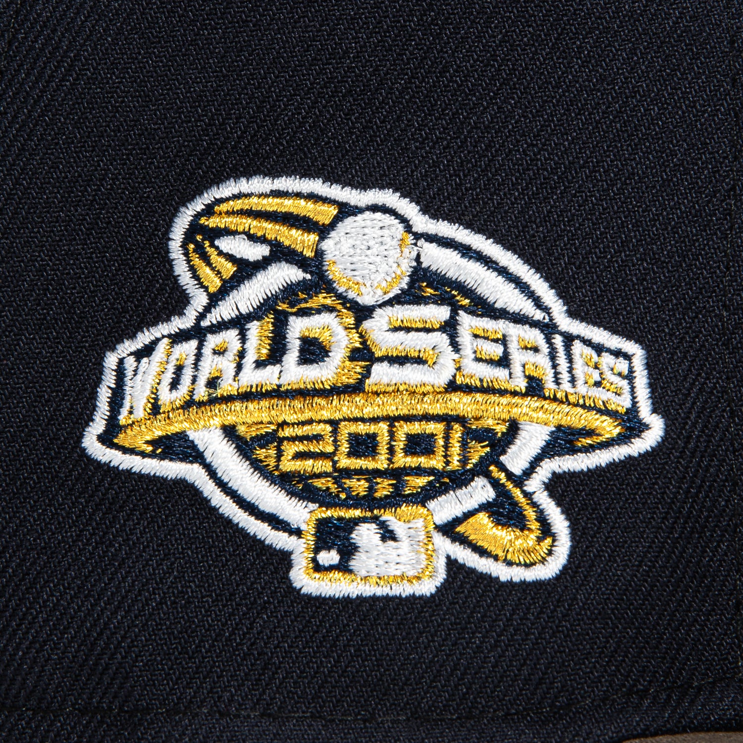 New Era 59Fifty Arizona Diamondbacks 2001 World Series Patch Script Hat - Navy & Camo | MLB Baseball Cap for Men & Women | Perfect for Games, Collecting & Streetwear Fashion