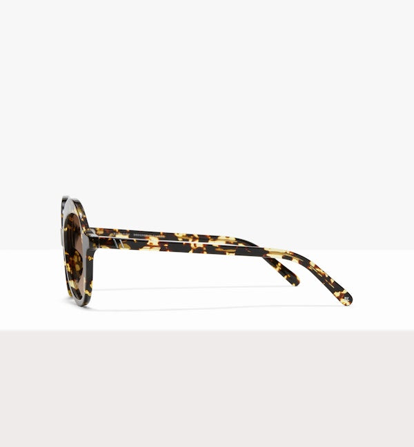 Stylish UV Protection Stardom Sunglasses for Men & Women - Trendy Fashion Shades for Outdoor Activities, Beach, Driving & Travel