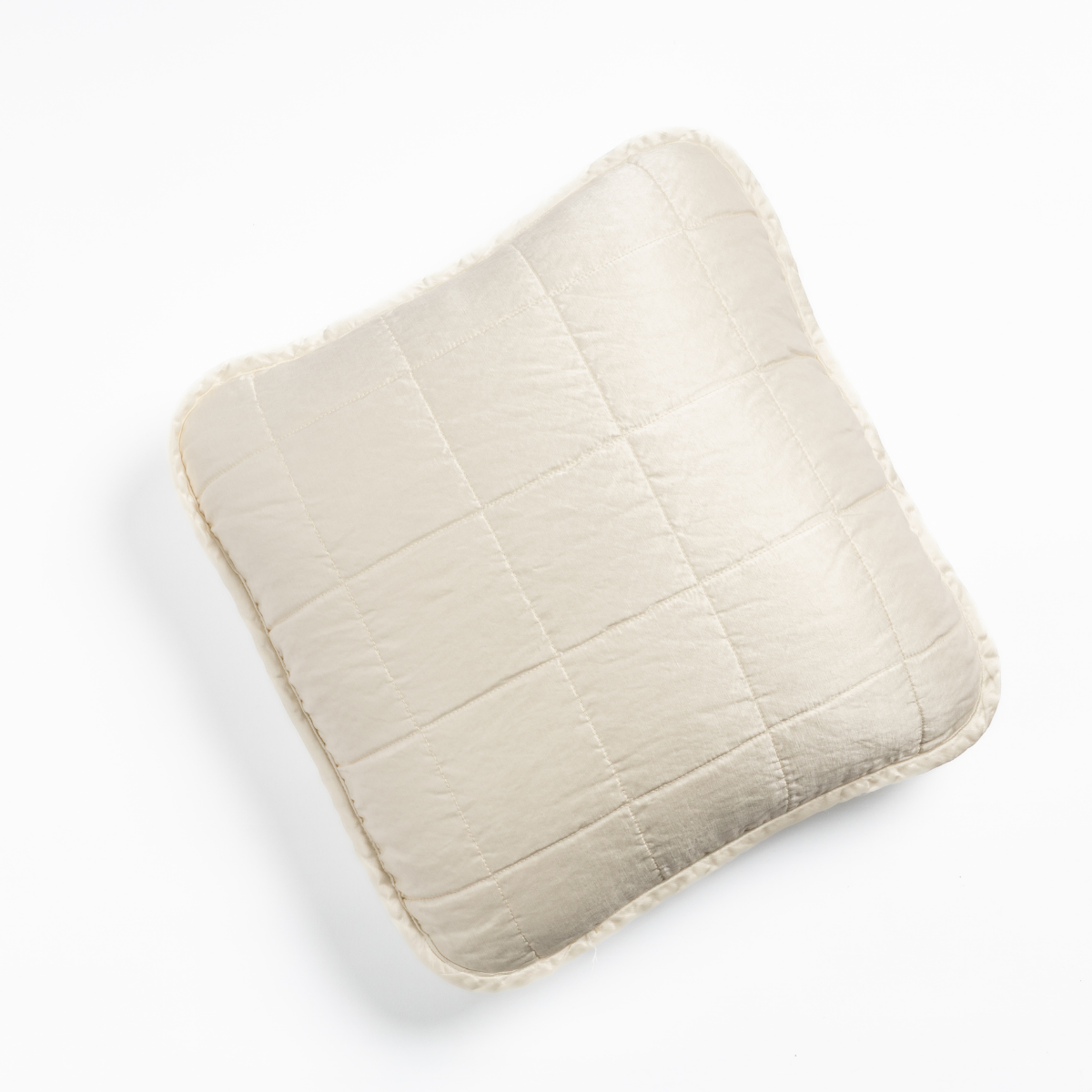 Sel Throw Pillow - Soft Decorative Cushion for Sofa, Bed & Home Decor - Perfect for Living Room, Bedroom & Cozy Spaces