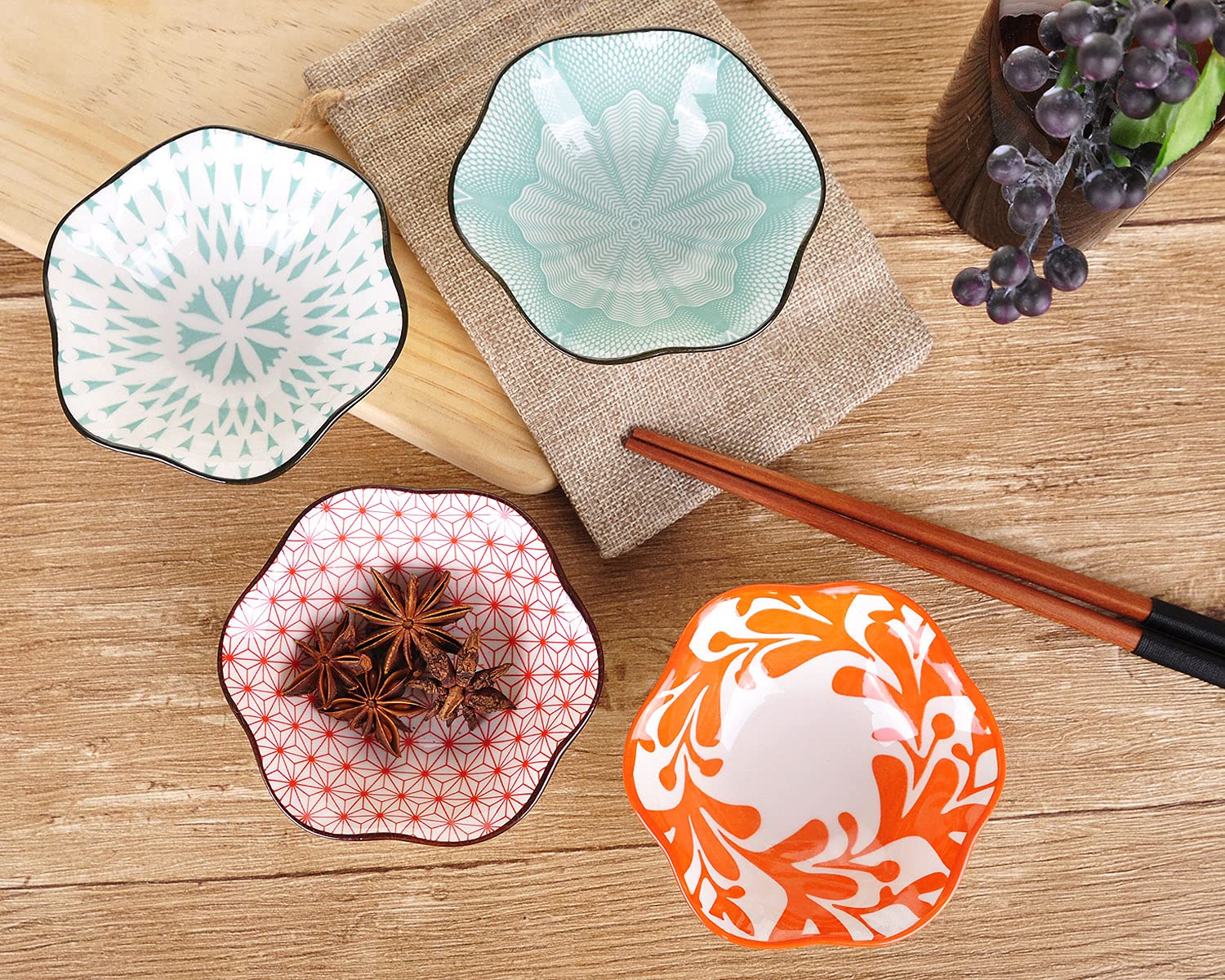 VanEnjoy Modern Japanese Ceramic Dipping Bowls Set of 4 - Soy Sauce, Seasoning & Sushi Dipping Dishes for Asian Cuisine, Perfect for Sushi, Dumplings, Ramen & Appetizers